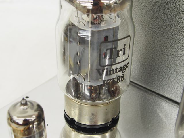 高額買取実施中!!】TRIODE 真空管 KT88 管球式プリメインアンプ VP