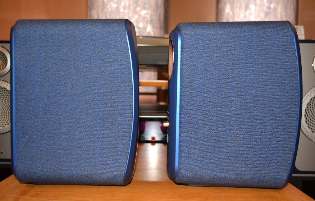 販売終了：【展示処分品】コンパクトワイヤレスHiFiの決定版 KEF LSX