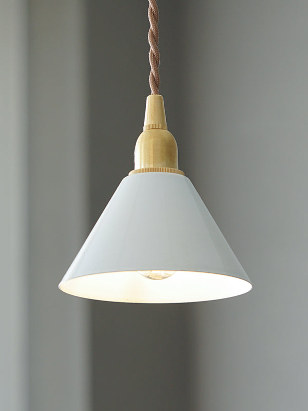 ピエニ アイアンシェード コニック | AXCIS ONLINE