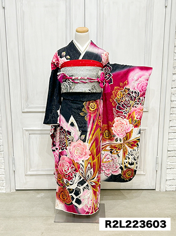 振袖】黒/ﾋﾟﾝｸ・ﾊﾞﾗ/蝶 | 二十歳振袖館Az