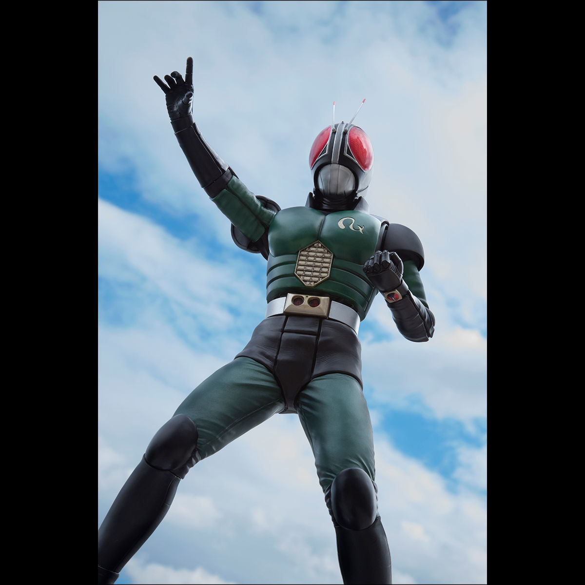 デッドストック BANDAI 3チェンジクロス 仮面ライダーBLACK RX S.H.
