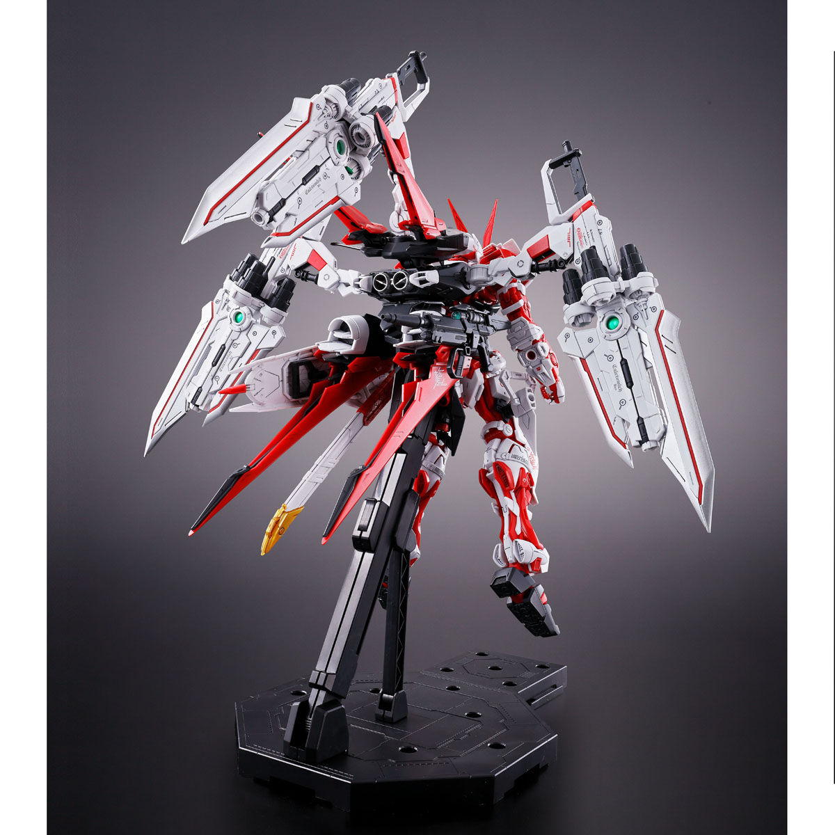 MG 1/100 ガンダムアストレイ レッドドラゴン｜バンダイ ホビーサイト
