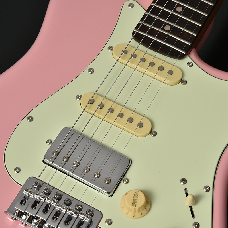 バッカスssh ギターストラトローズテッドメイプルピンク新品未使用品