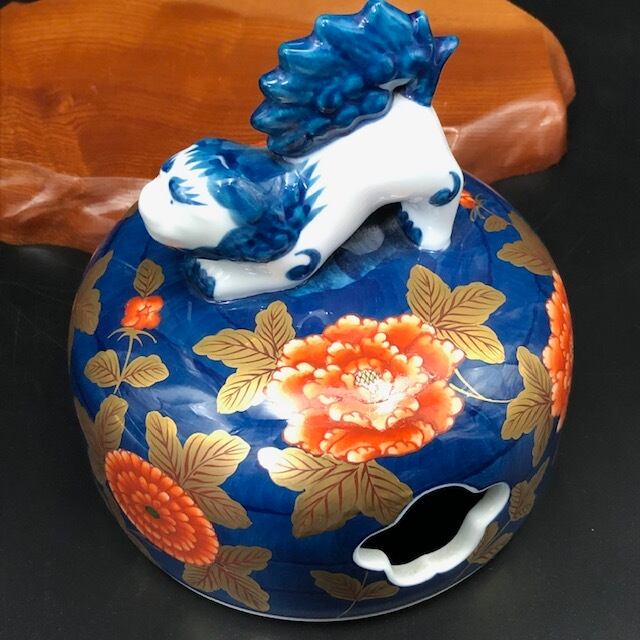 有田焼 染錦牡丹唐草文壷 藤井勝雲作 i-img600x450-