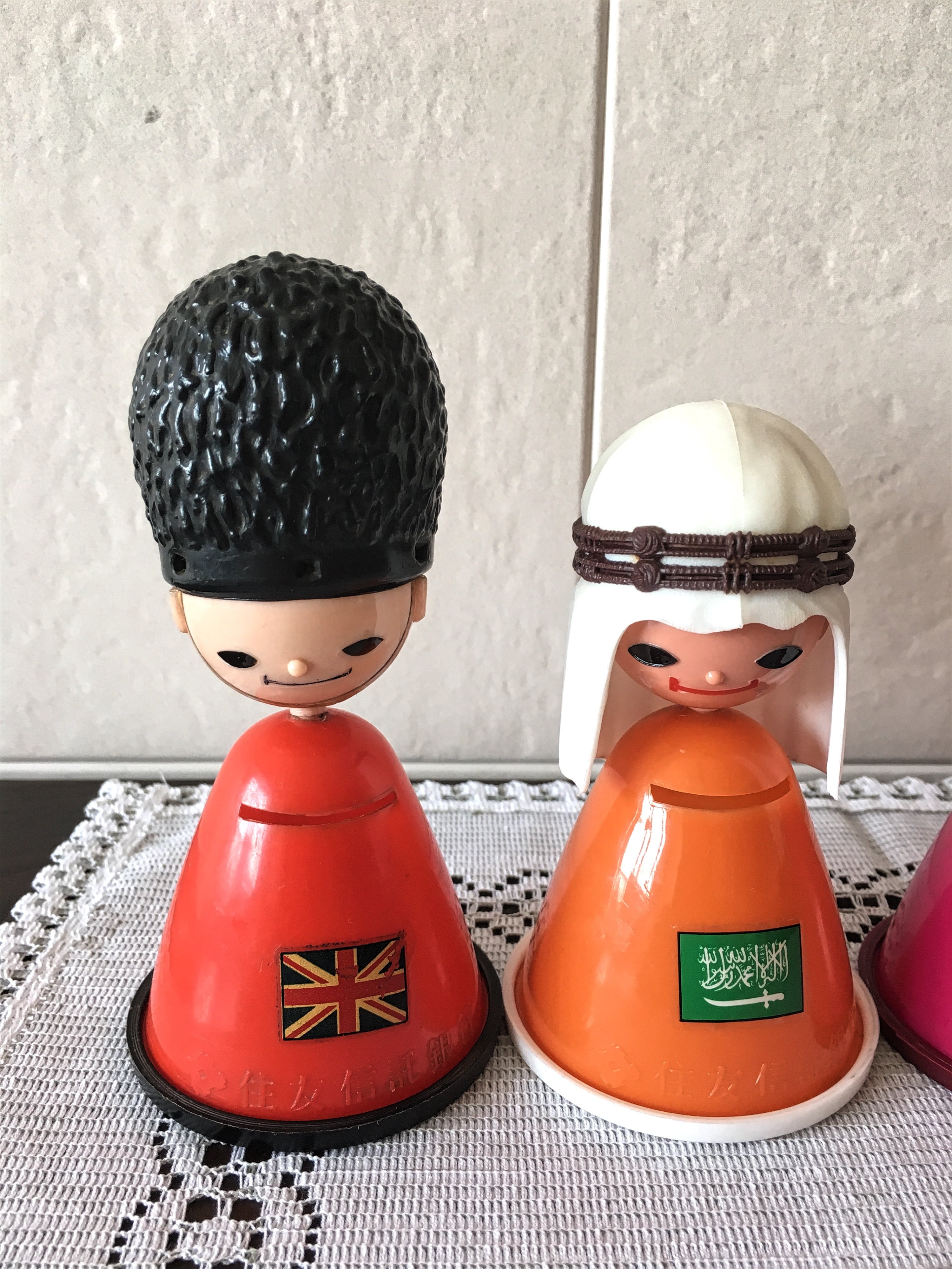 ☆北國銀行・住友信託銀行(昭和40年) ソフビ・プラ製 貯金箱 3つセット