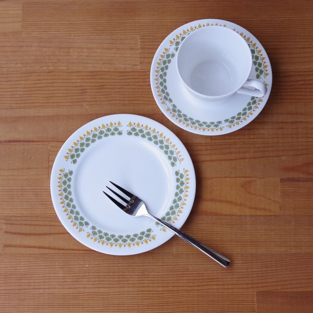 逸品 シェリー ケーキ皿 飾り皿 アールデコ 銀彩幾何学模様 1925年製