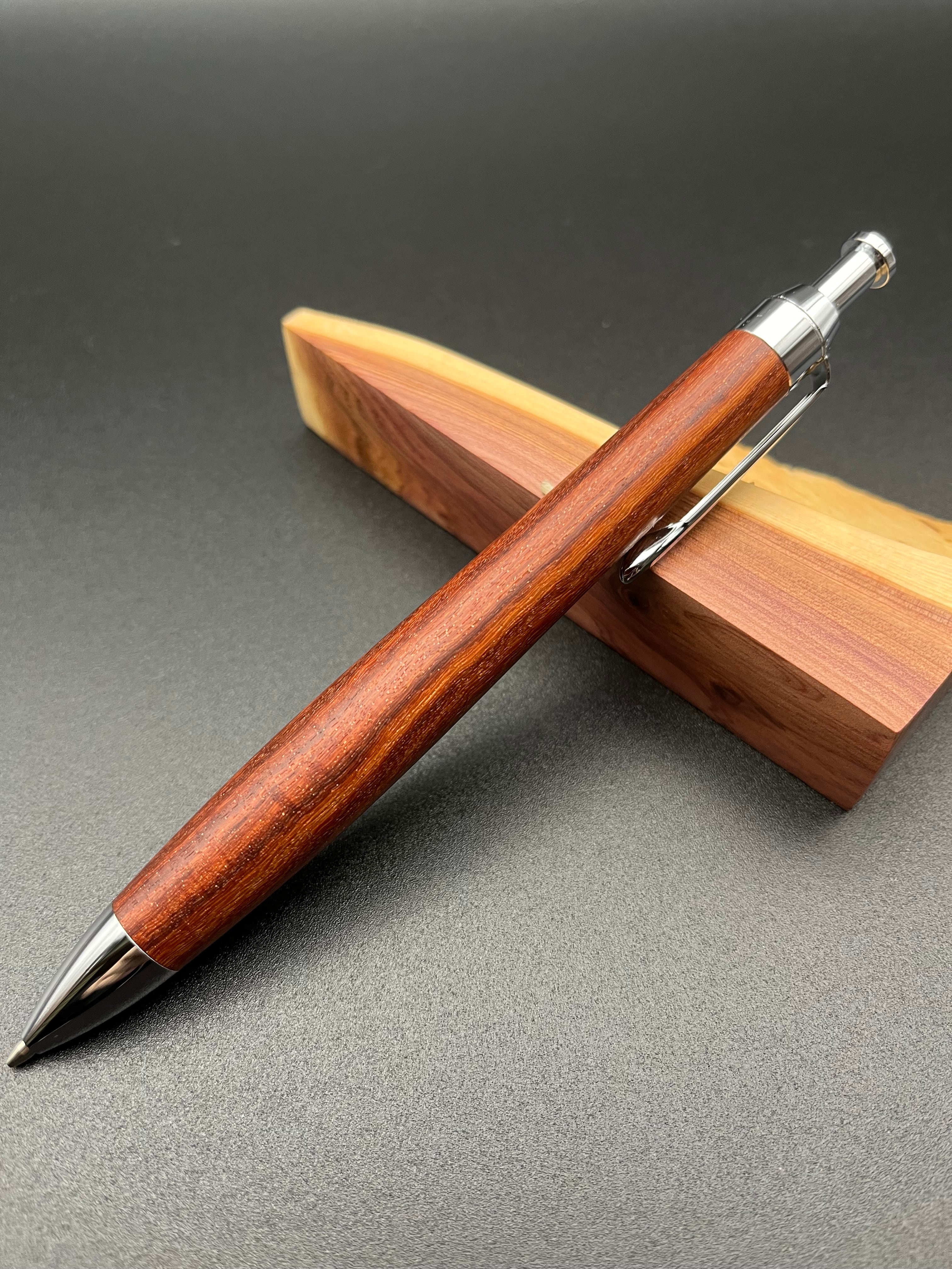 4b091d0d87620152840fd097e5dfda