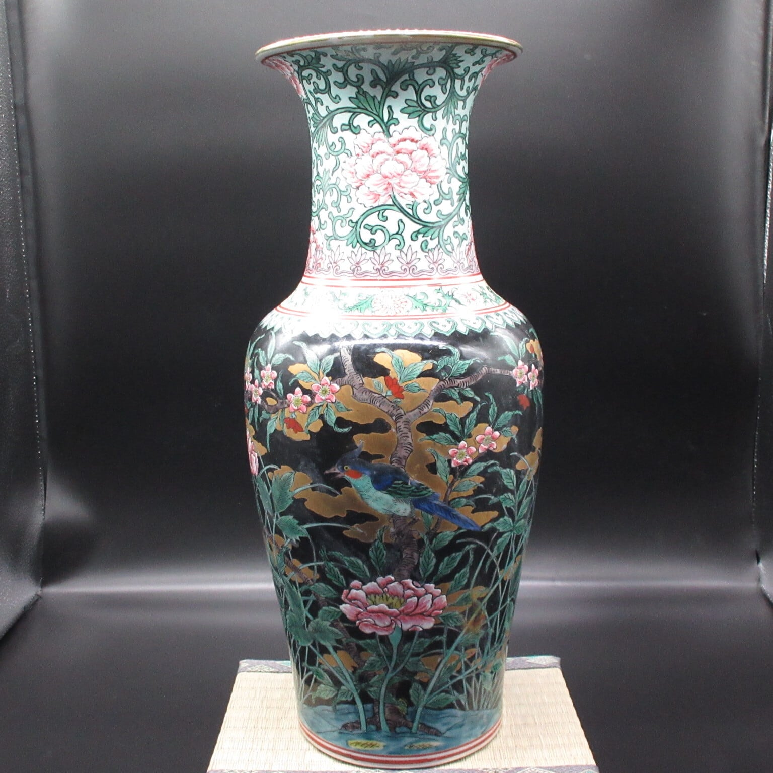 専用 中国清時代大清乾隆年製粉彩鹿の図花瓶 高さ