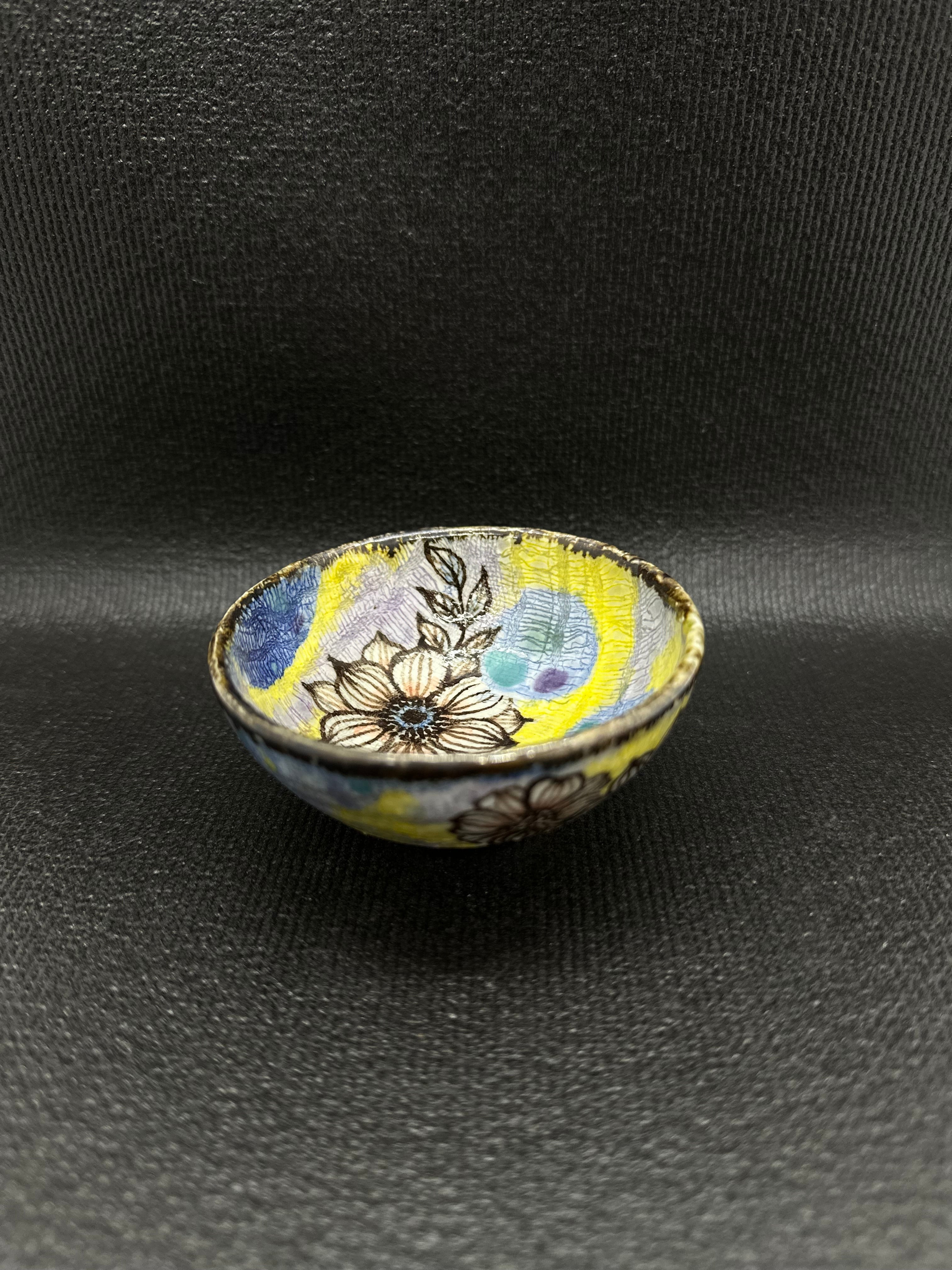 西美紀 ｜【yumebanka夢万華】酒器・ぐい呑み 一点物 | Miki Nishi