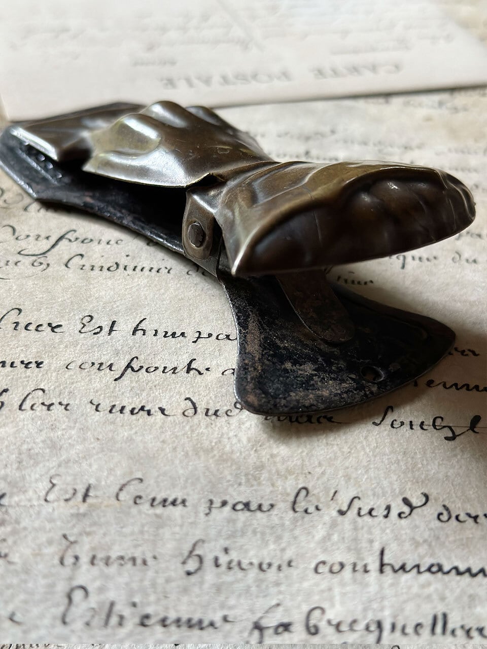 小さなハンドクリップ 淑女の手 | Brocante de La Cocotte （フランス