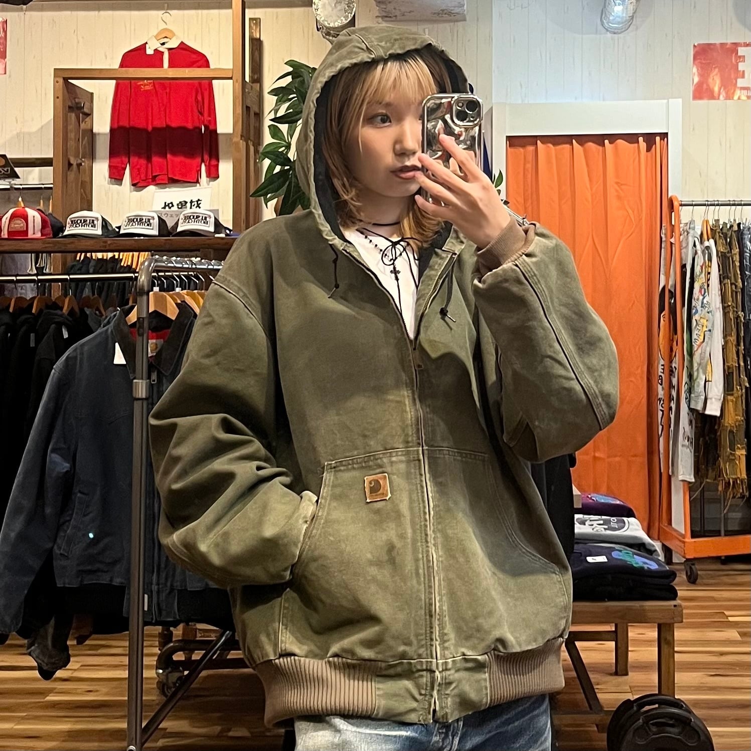 Carharttアクティブジャケット