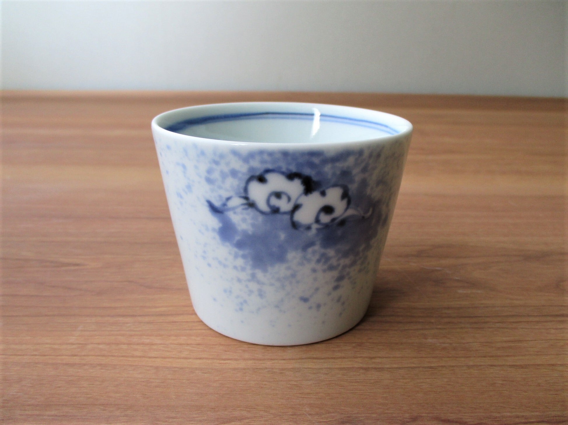 染付吹墨月兎そば猪口【有田焼】 | 有田焼や心器