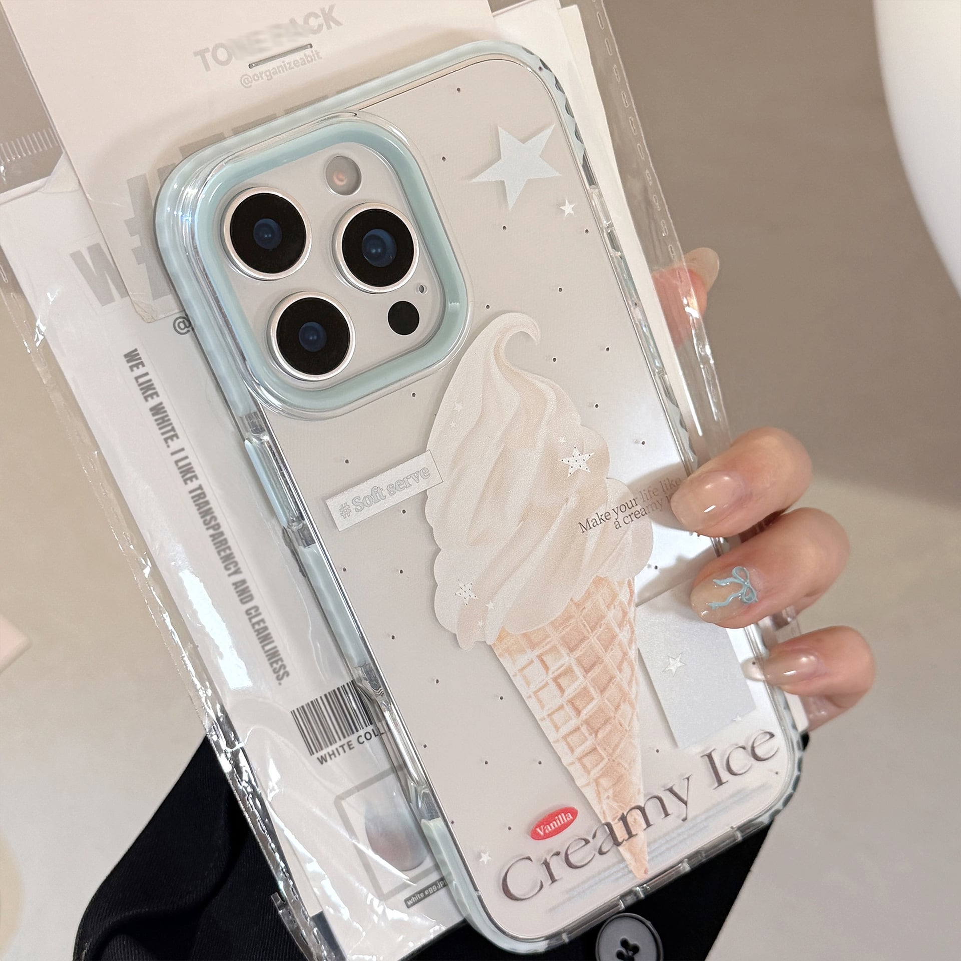 iPhone16-11まで対応】爽やかブルー◎ソフトクリーム クリアケース