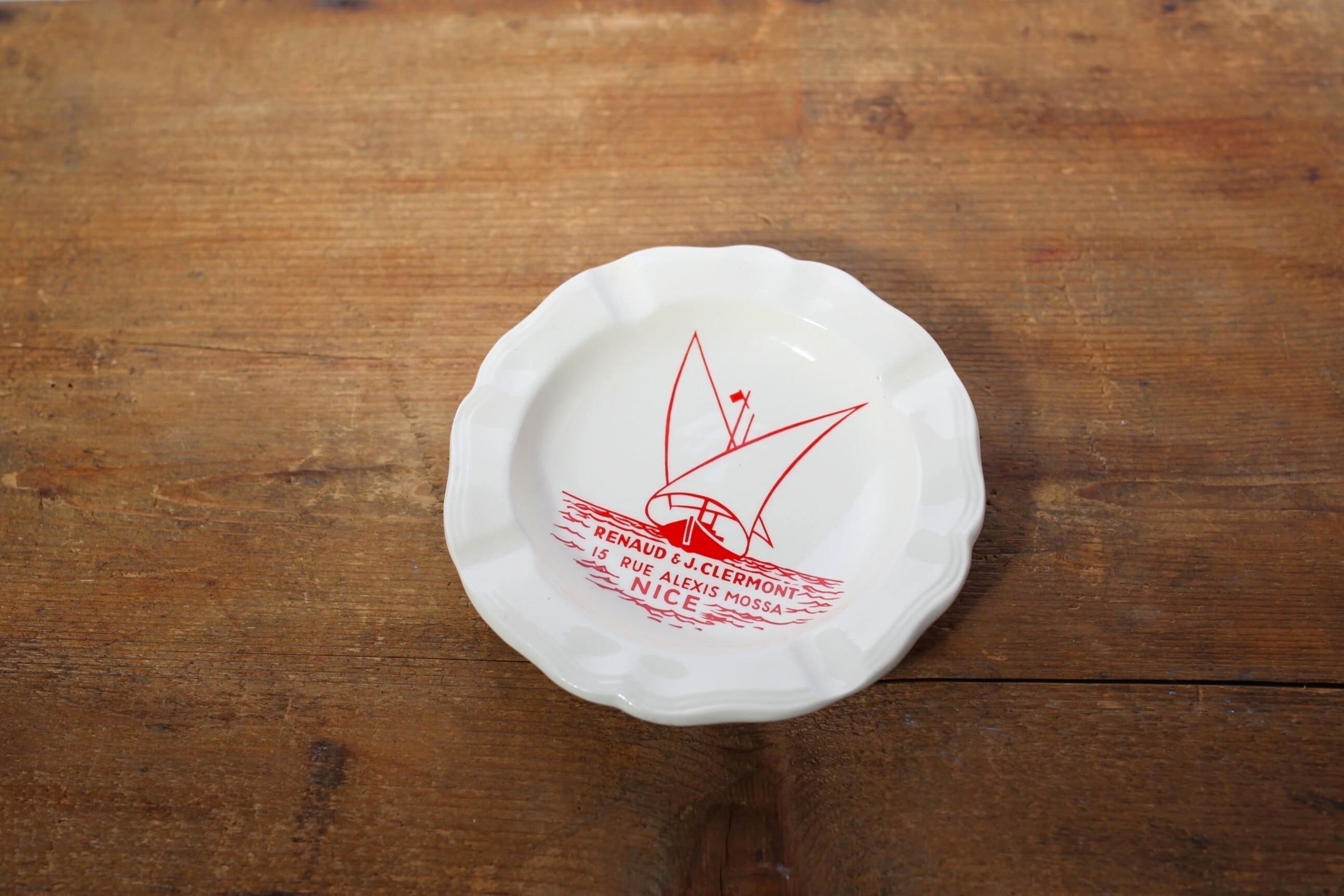 希少品 ミュシャ大皿：パリのシンボル 直径31cm 金縁 - その他