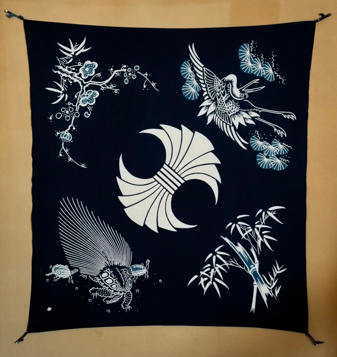 筒描藍染 風呂敷 鶴亀松竹梅 | 長田染工場