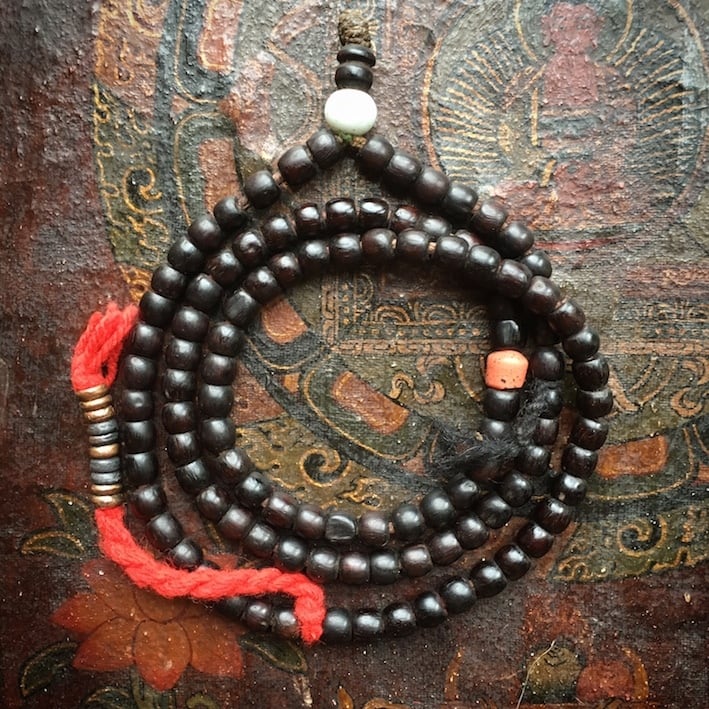 チベタン・ヤクマーラー（ヤクの骨の数珠） | 旅する骨董屋 喜八