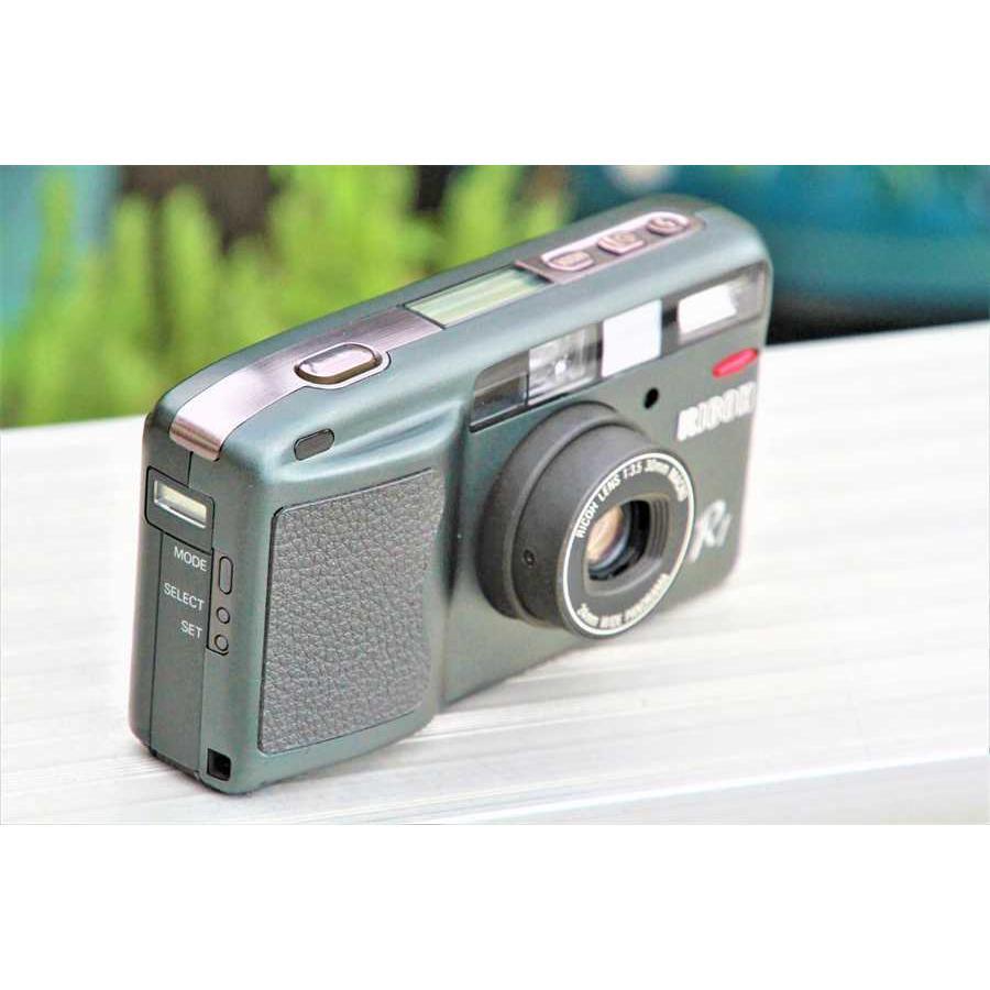 RICOH製フイルムカメラ R1s Ricoh R1s Gray Point & Shoot Film Camera