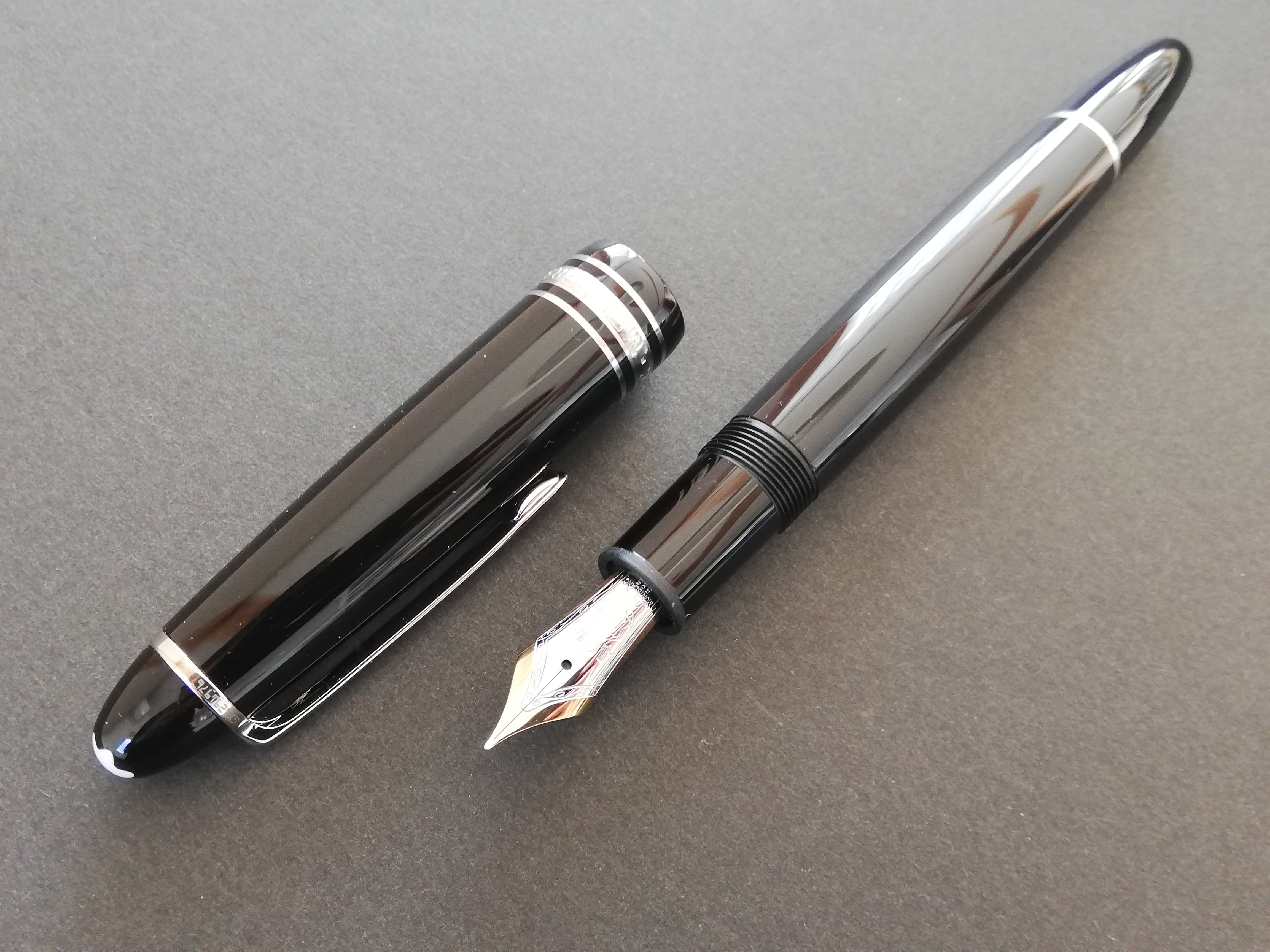 モンブラン ボールペン マイスターシュテュック P163 プラチナライン