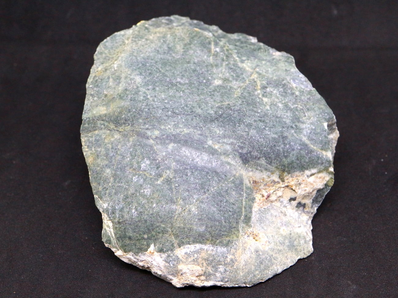 希少！ カリフォルニア産 硬玉 翡翠 原石 ジェダイト 291,2g JDT007