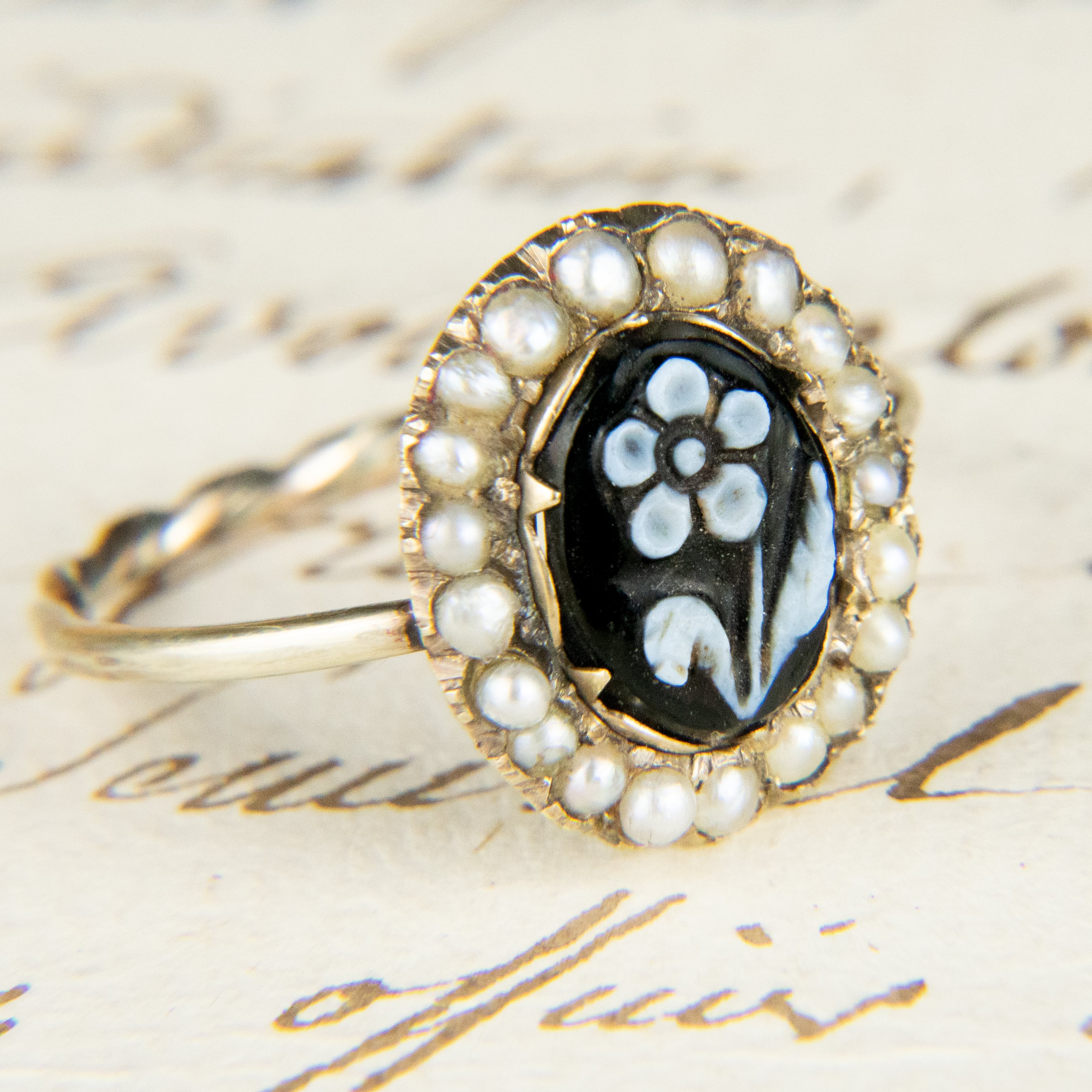 イギリスアンティーク モーニングジュエリー アメジスト アメジスト