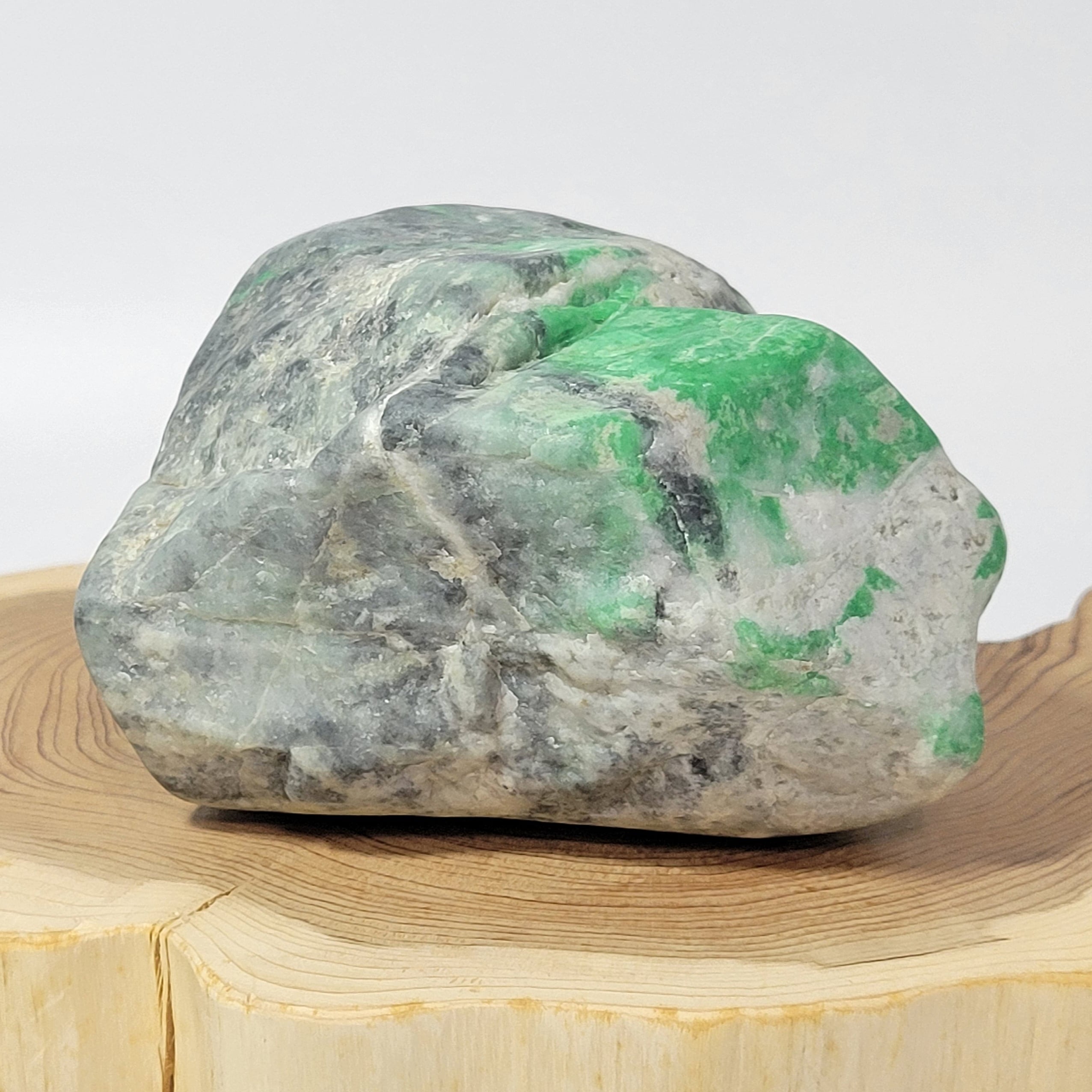 糸魚川青翡翠94g 宝石質