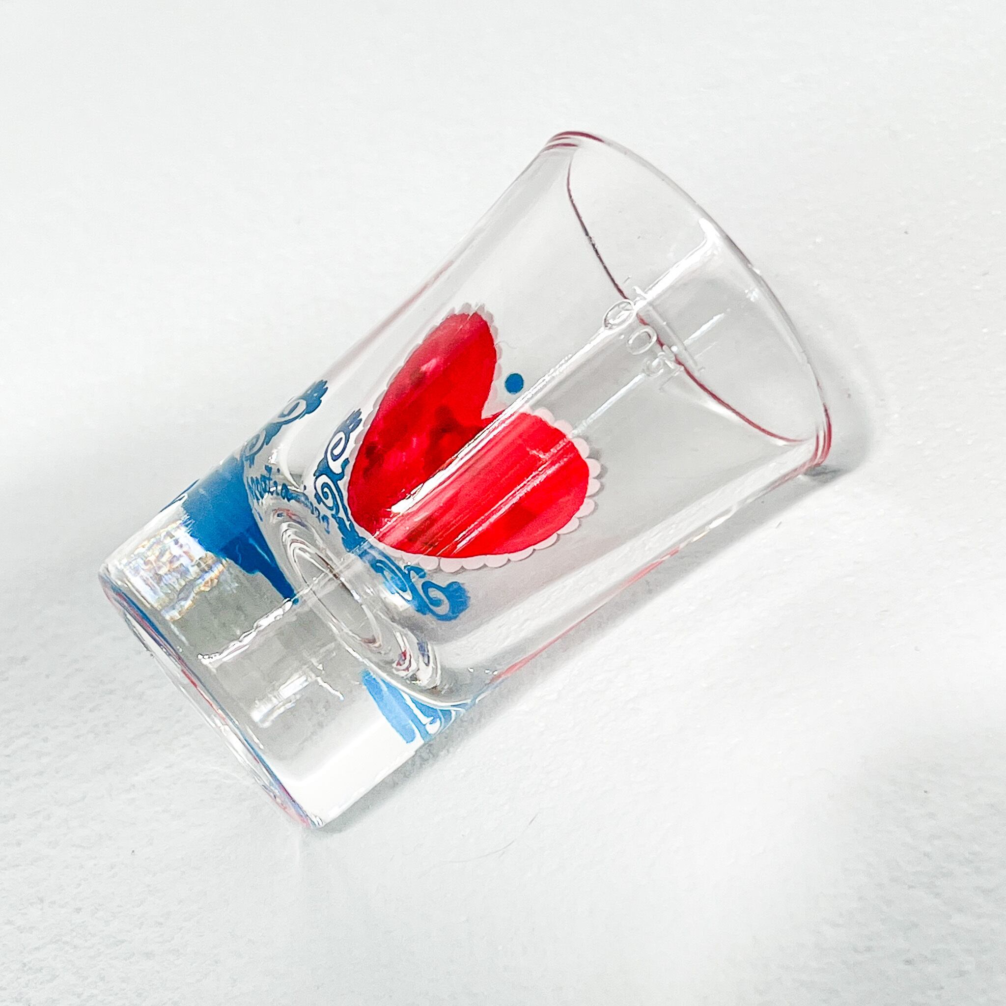 クロアチア製 ショットグラス ＆ ミニデキャンタ セット | 手織り