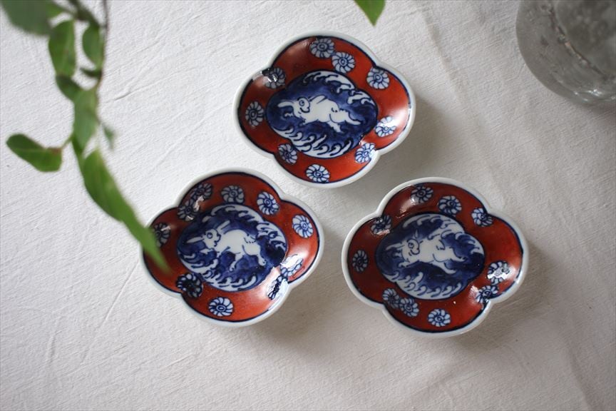 萠窯｜木瓜豆皿(赤絵うさぎ) | UTSUWA11