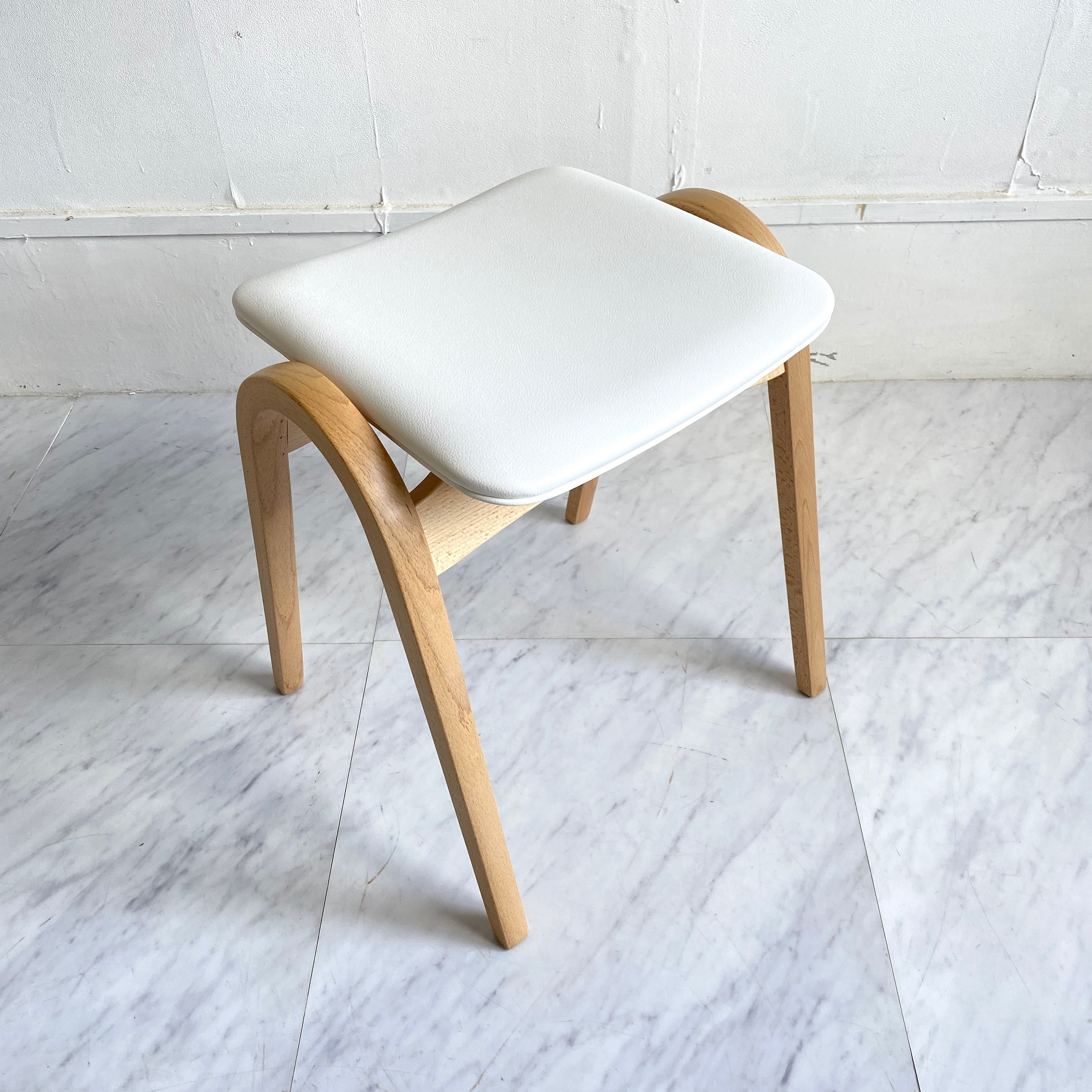 秋田木工 AKIMOKU スタッキングスツール 剣持勇 NO.202 ブナ材