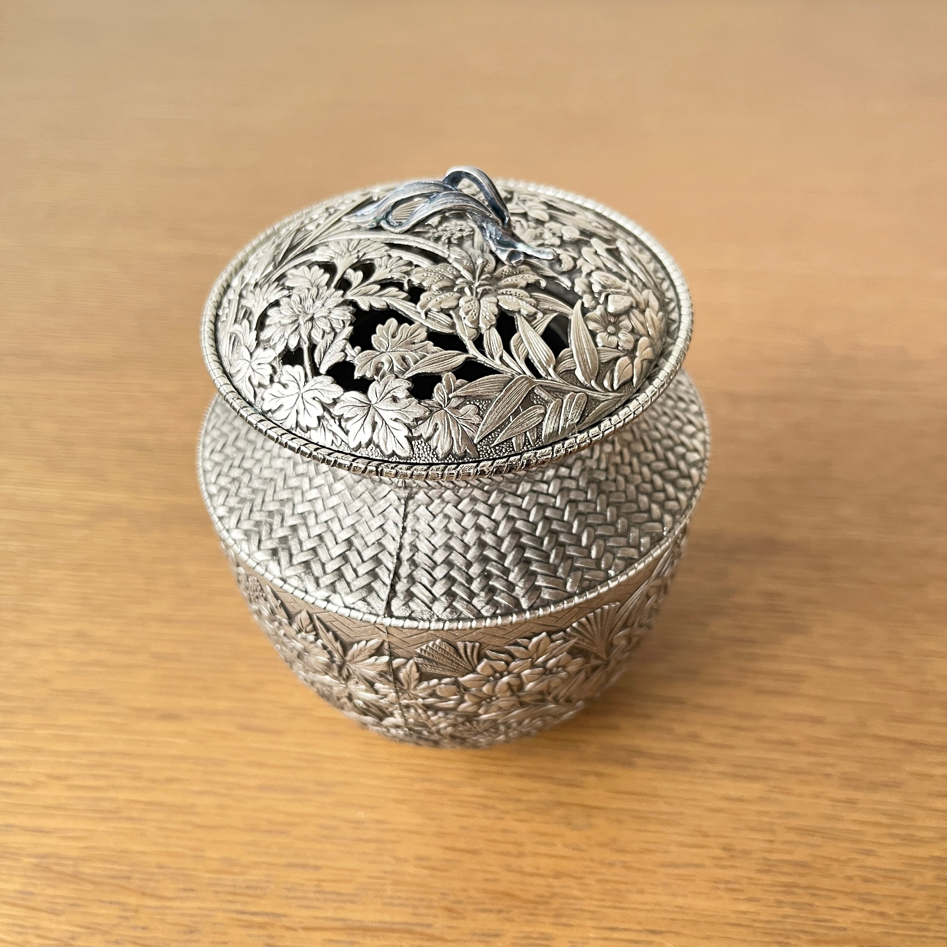 1830 七宝模様 香炉 金工 鍛栄造 【公式通販】