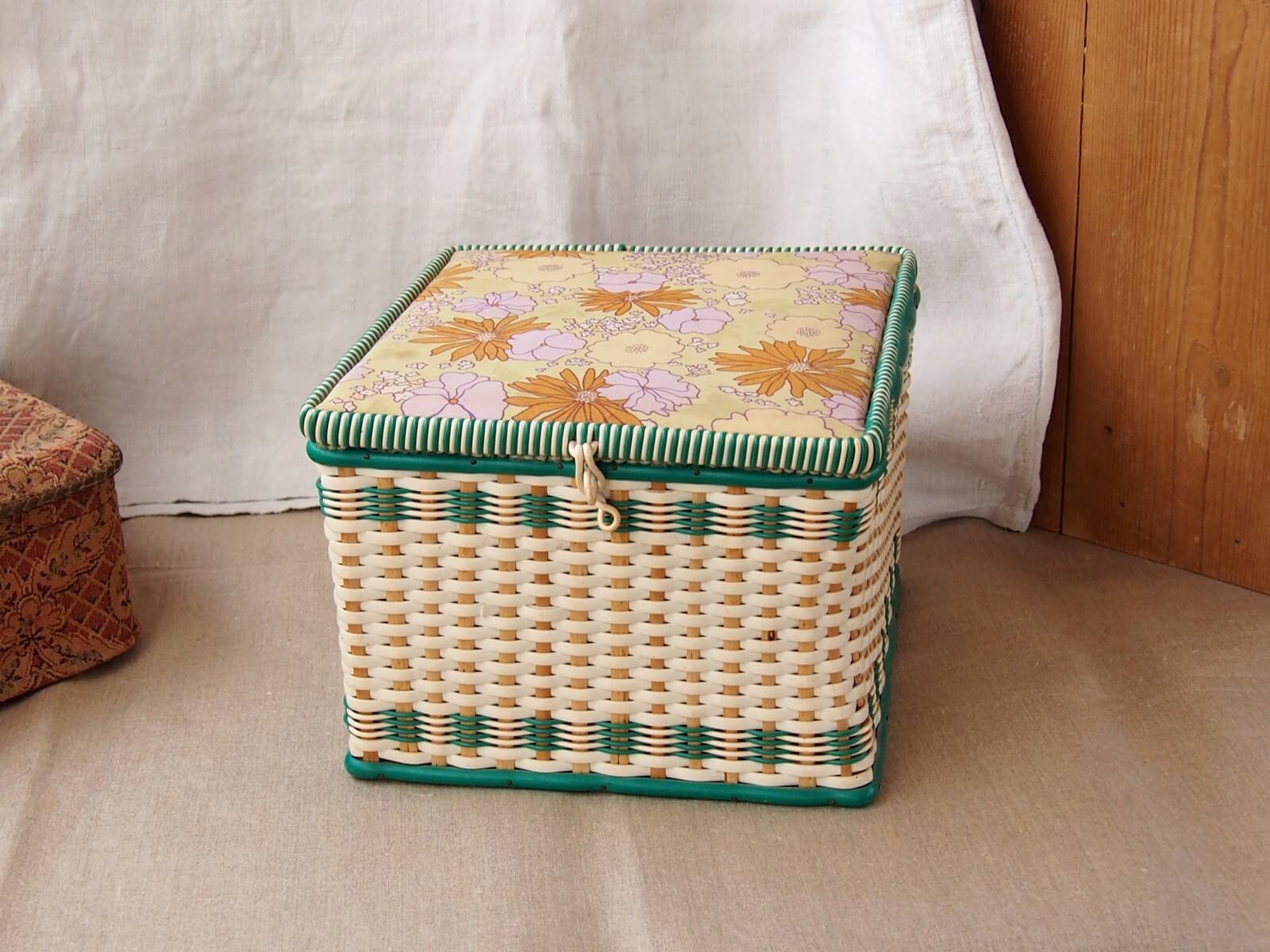 イギリス アンティーク 家具 ソーイングボックス 裁縫道具入れ 英国