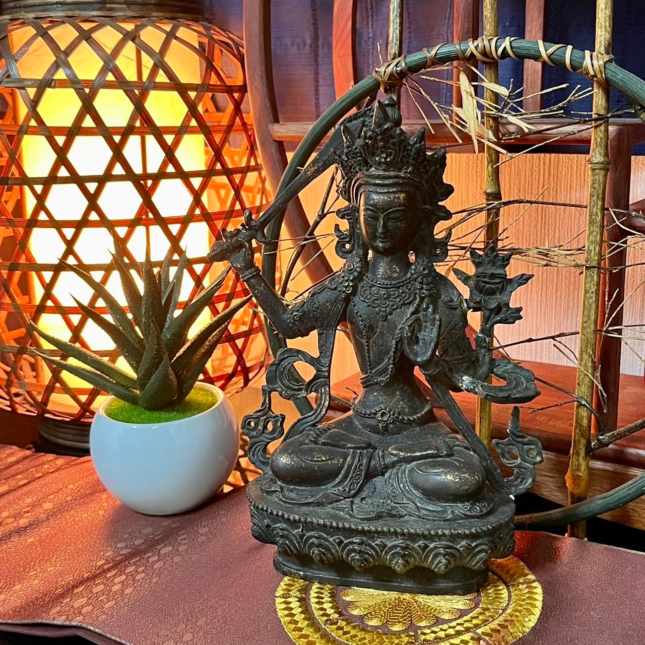 木製仏像風貯金箱 専用箱付き 木製仏像風貯金箱 専用箱付き -