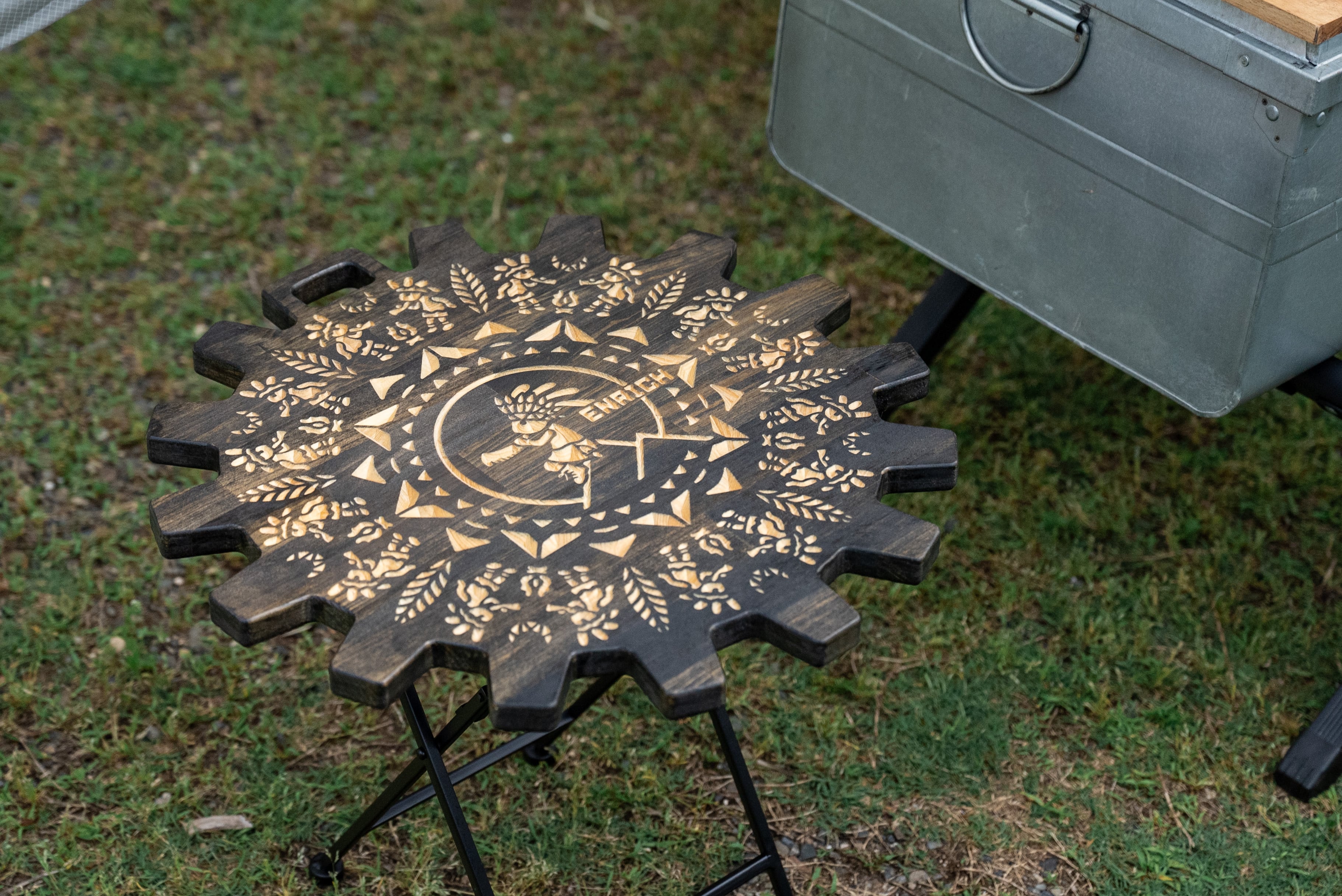 コラボサイドテーブル | ココペリグッズ、キャンプ用品の【ENRICH】