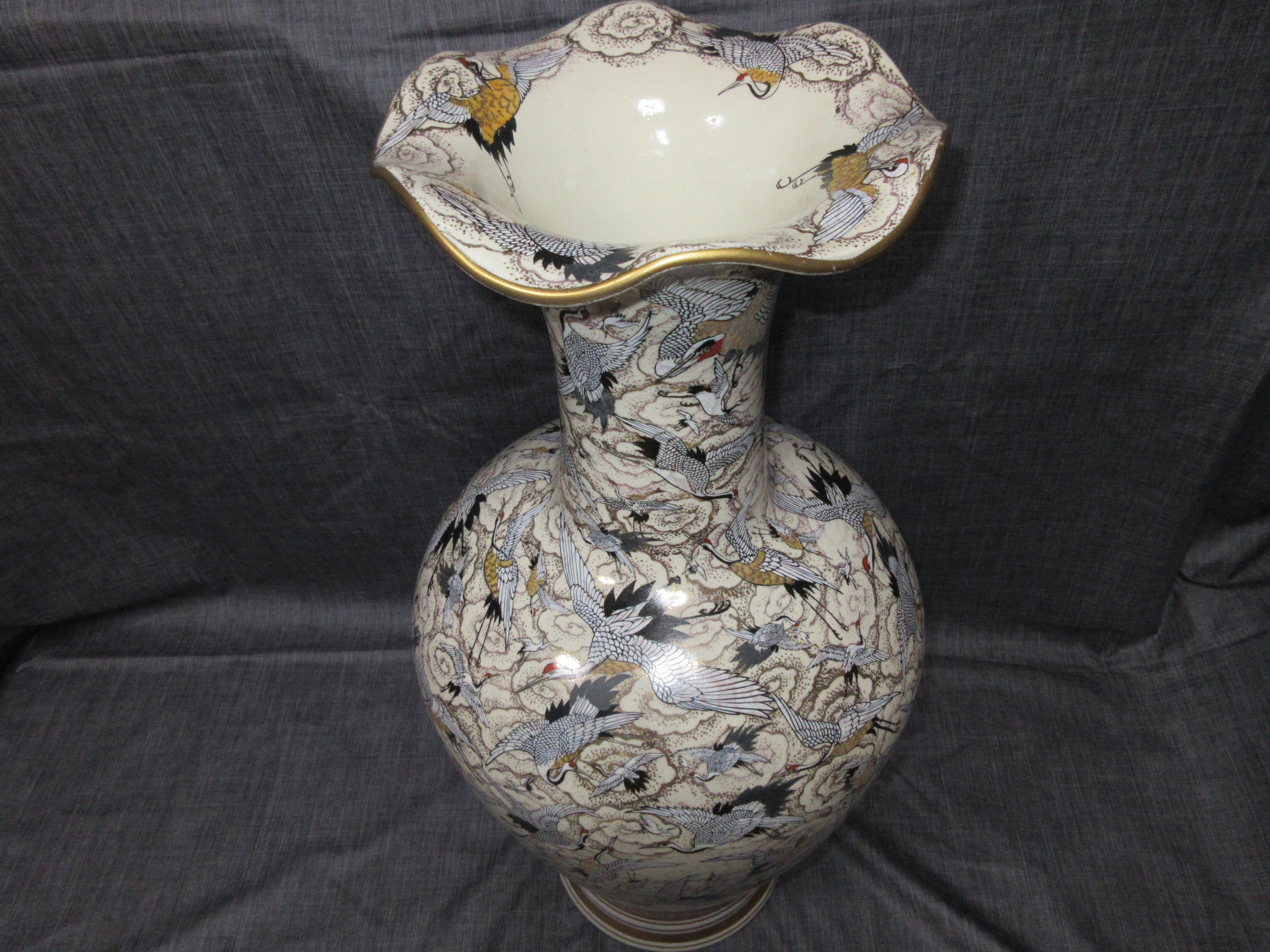 薩摩焼 金襴手色絵金彩群鶴細密絵花瓶 瓢箪飾壷 48cm 豪華絢爛 [