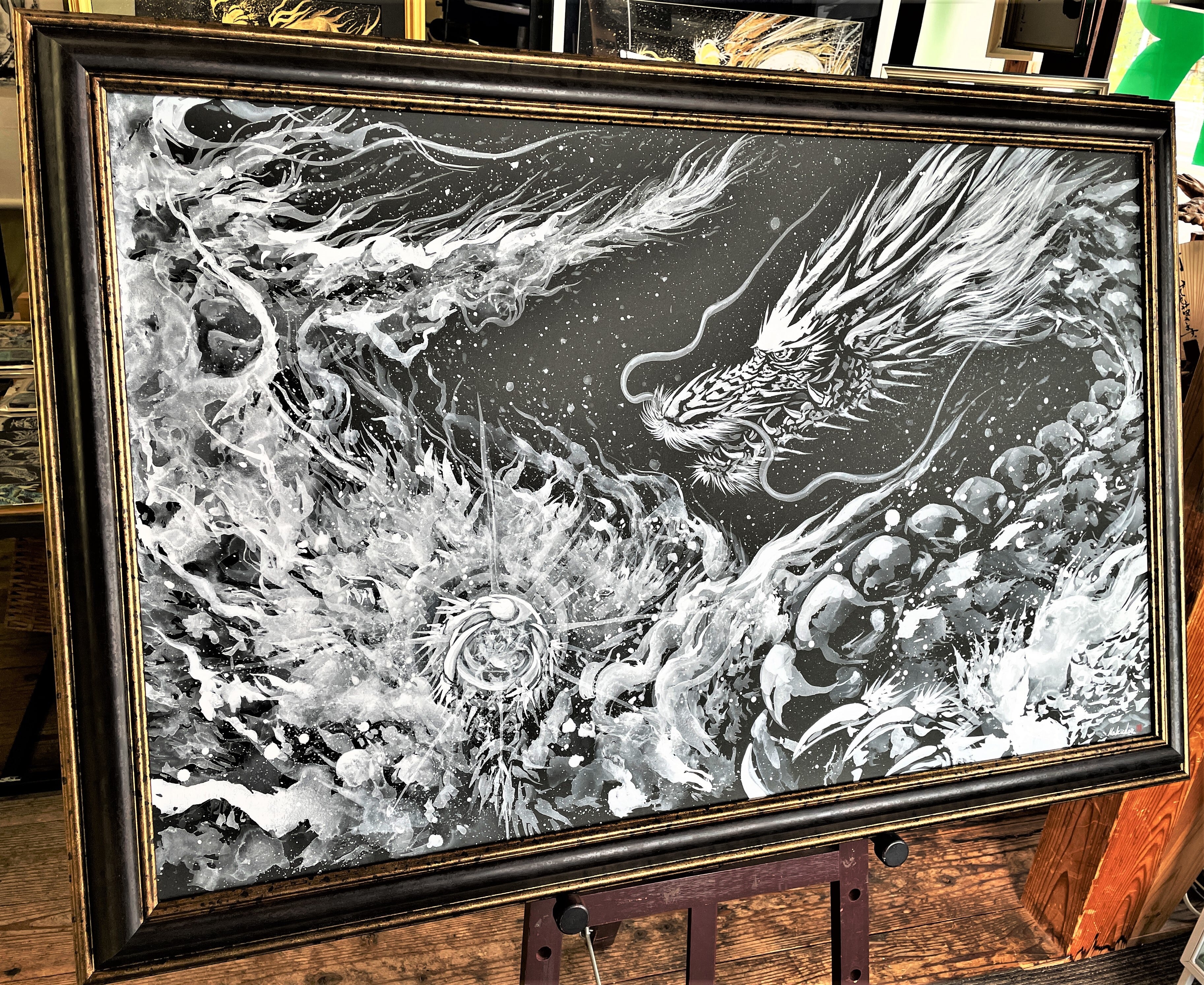 美品 掛け軸 現代水墨画家 絵師白道作「白頭鷲」共箱 墨絵 水墨画 美