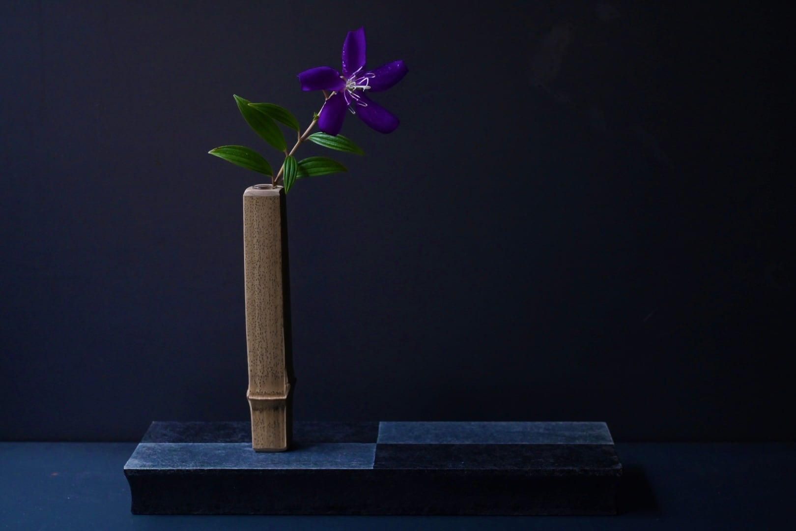 高野竹工 ゴマ竹一輪挿し | 鎌倉倶楽部 茶寮