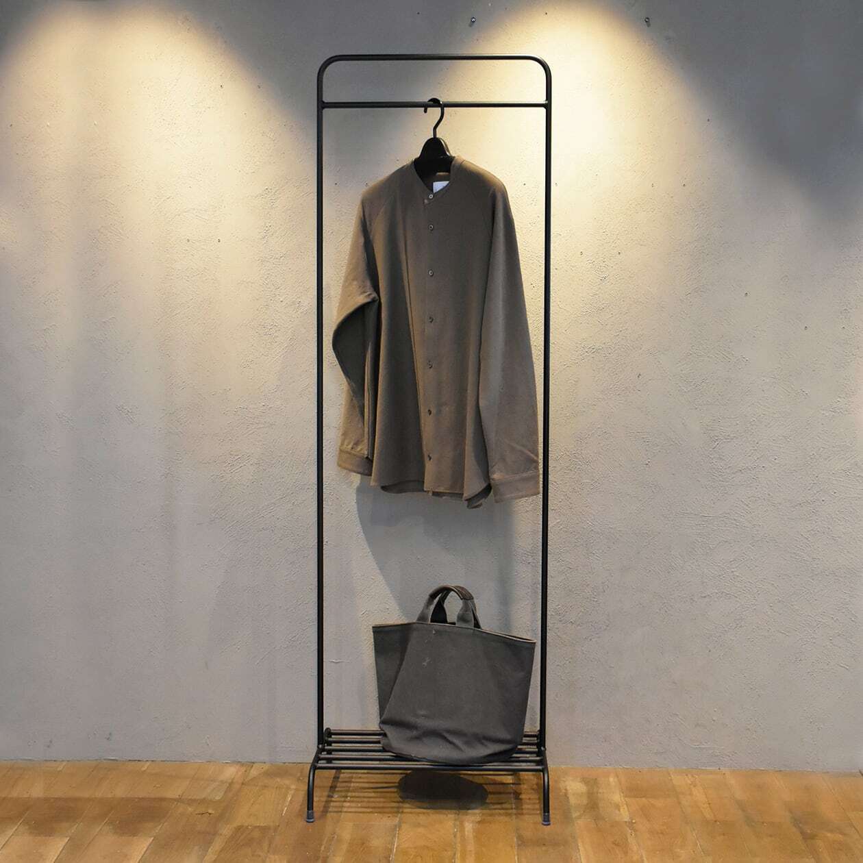 ピア ハンガースタンド棚付き【FCO2550】アイアンハンガーラック 国産