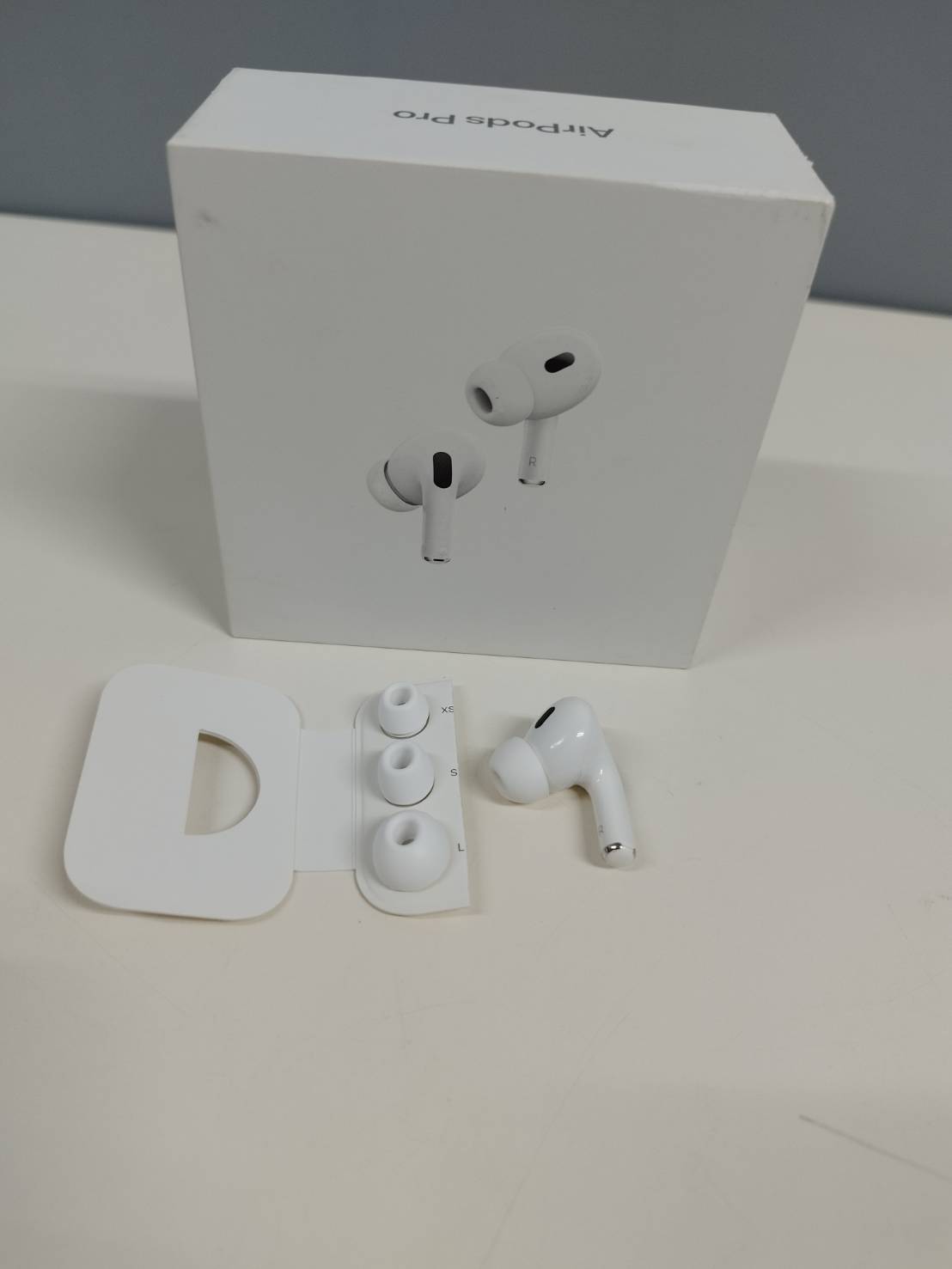 AirPods Pro第2世代 イヤホン 右耳 右 Type-C A3047 f AirPods Pro第 【