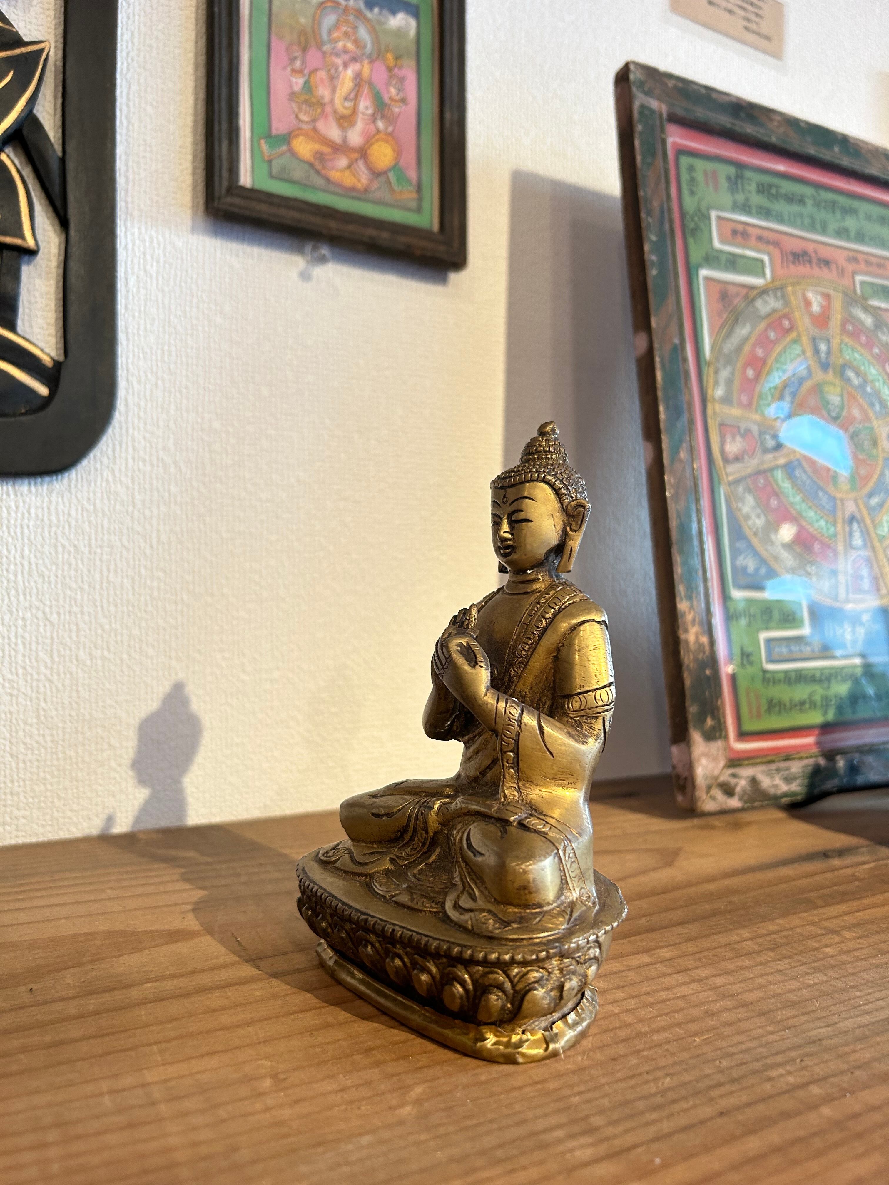 仏陀 | Pay ID ガネーシャ像（座） 金属製 約2.5cm ー インドの小さな