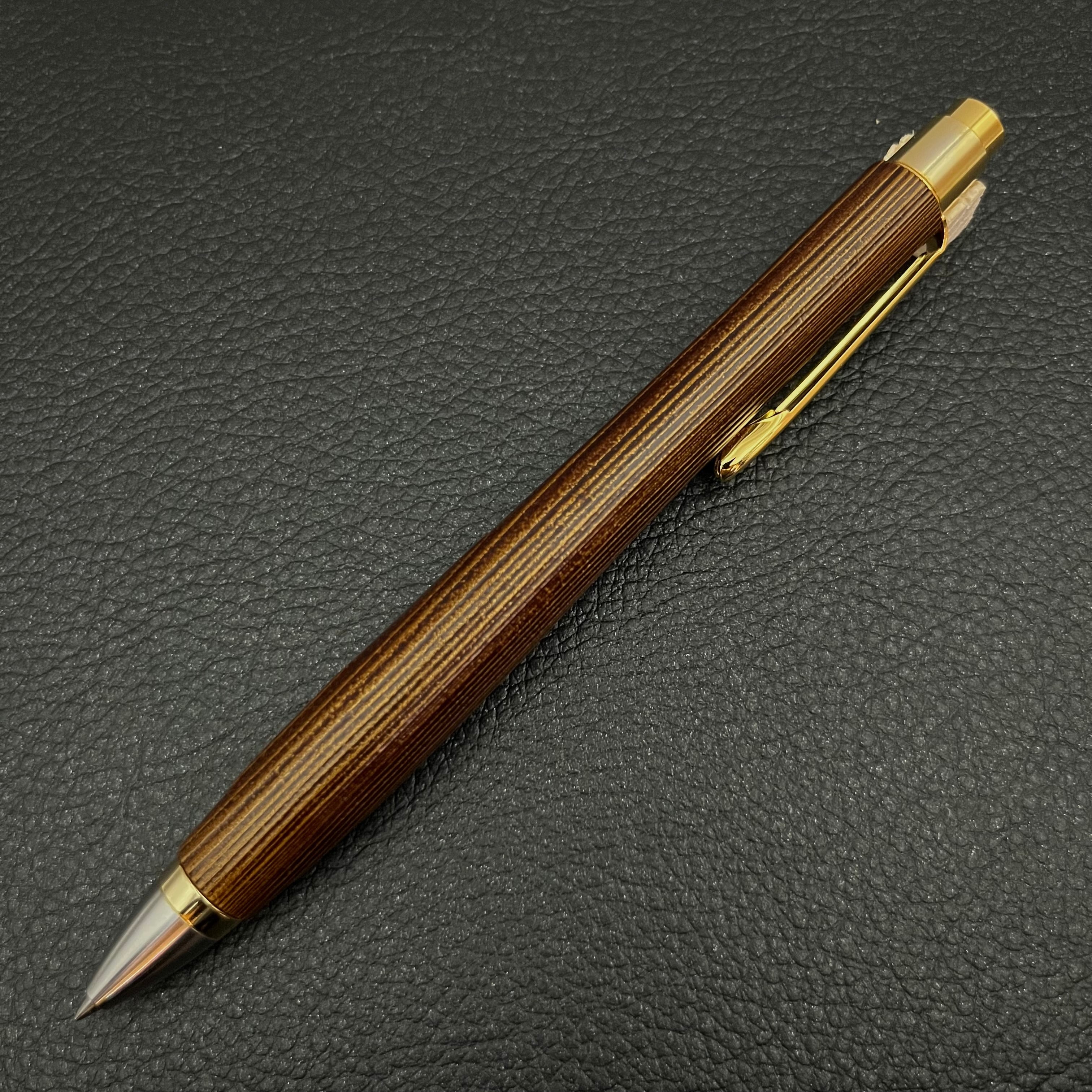 な*こ様 ウッドペンクラクトさん 屋久杉浮造り国産漆流紋 銀霞（ぎんか