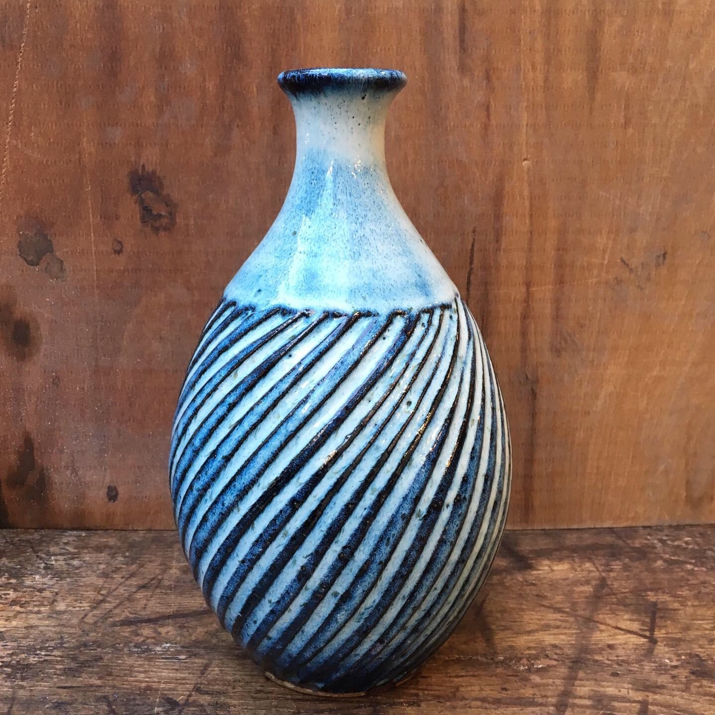 海鼠釉鎬手花瓶 湯町窯 | ひふみ民藝店