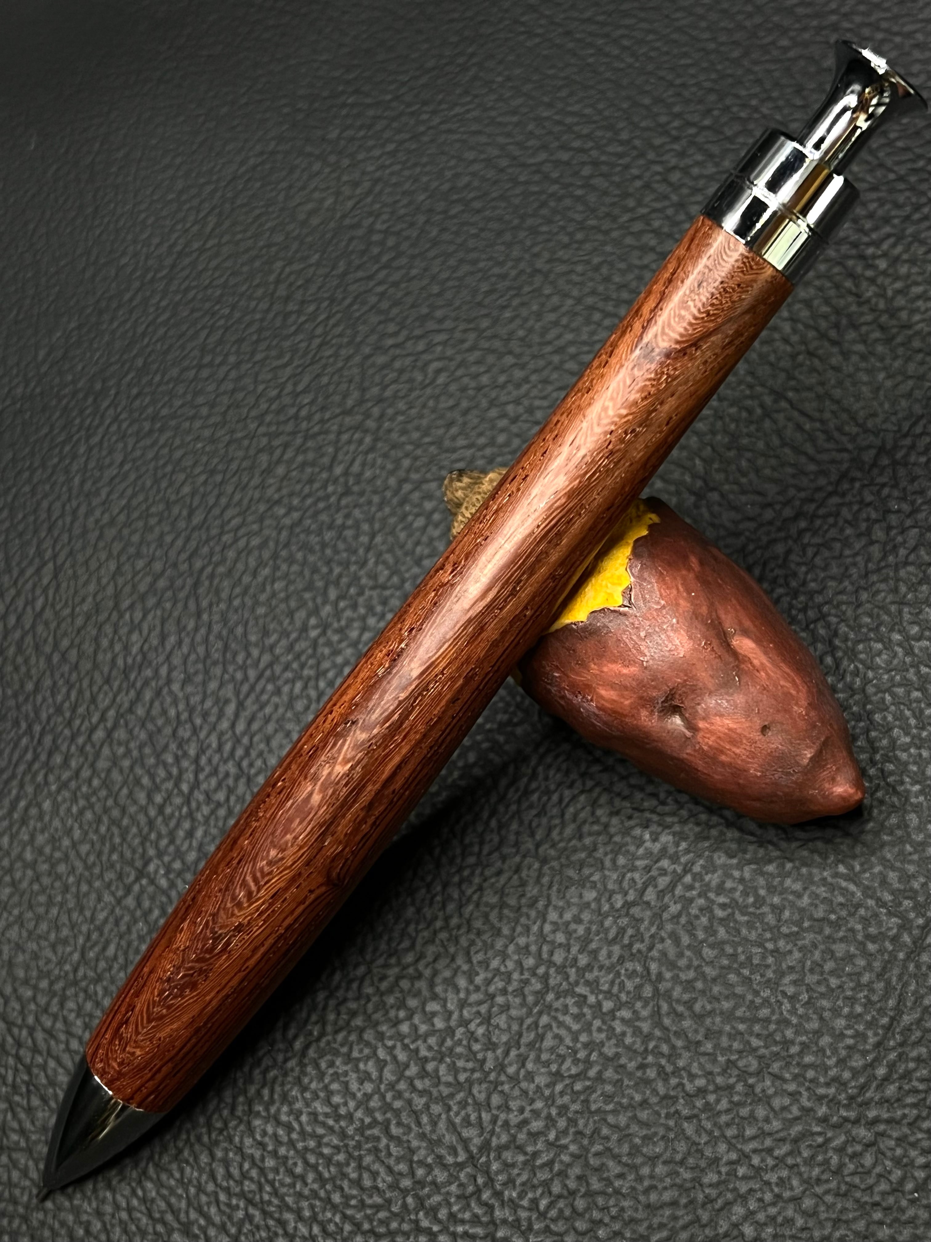 9 越南黄花梨 キーホルダー付き | こぶた工房