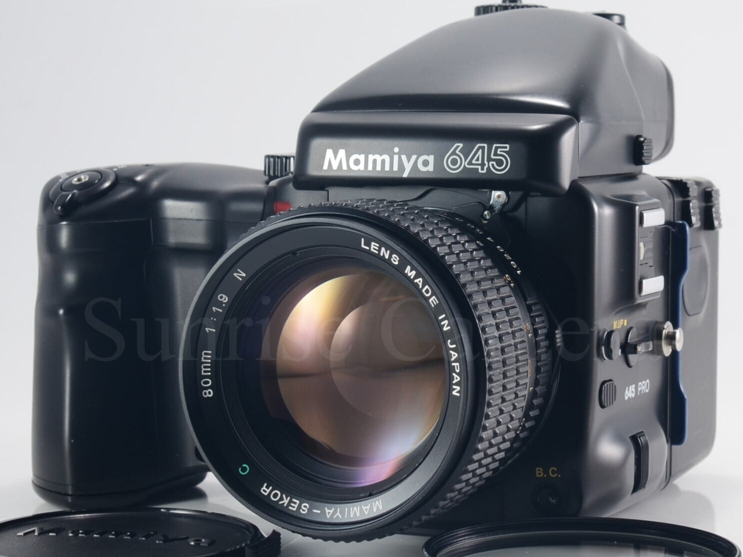 中判カメラ | サンライズカメラ フィルムカメラとオールドレンズ専門店