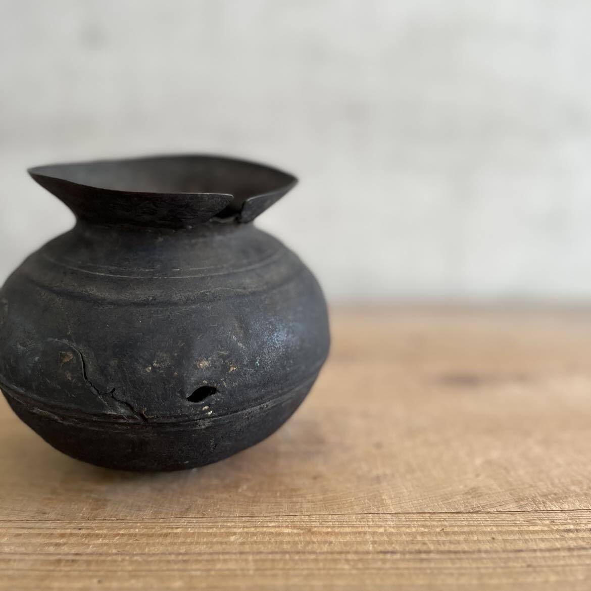 叩き跡のある 彫文 土器 壺 古美術 古道具 アンティーク 叩き跡のある