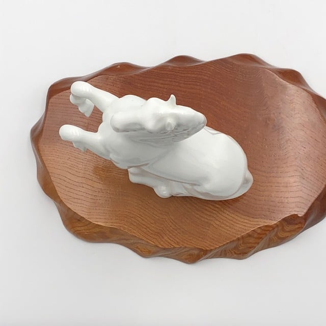 有田焼 白磁干支置物 午 | 有田焼ショップ まるとも陶磁器