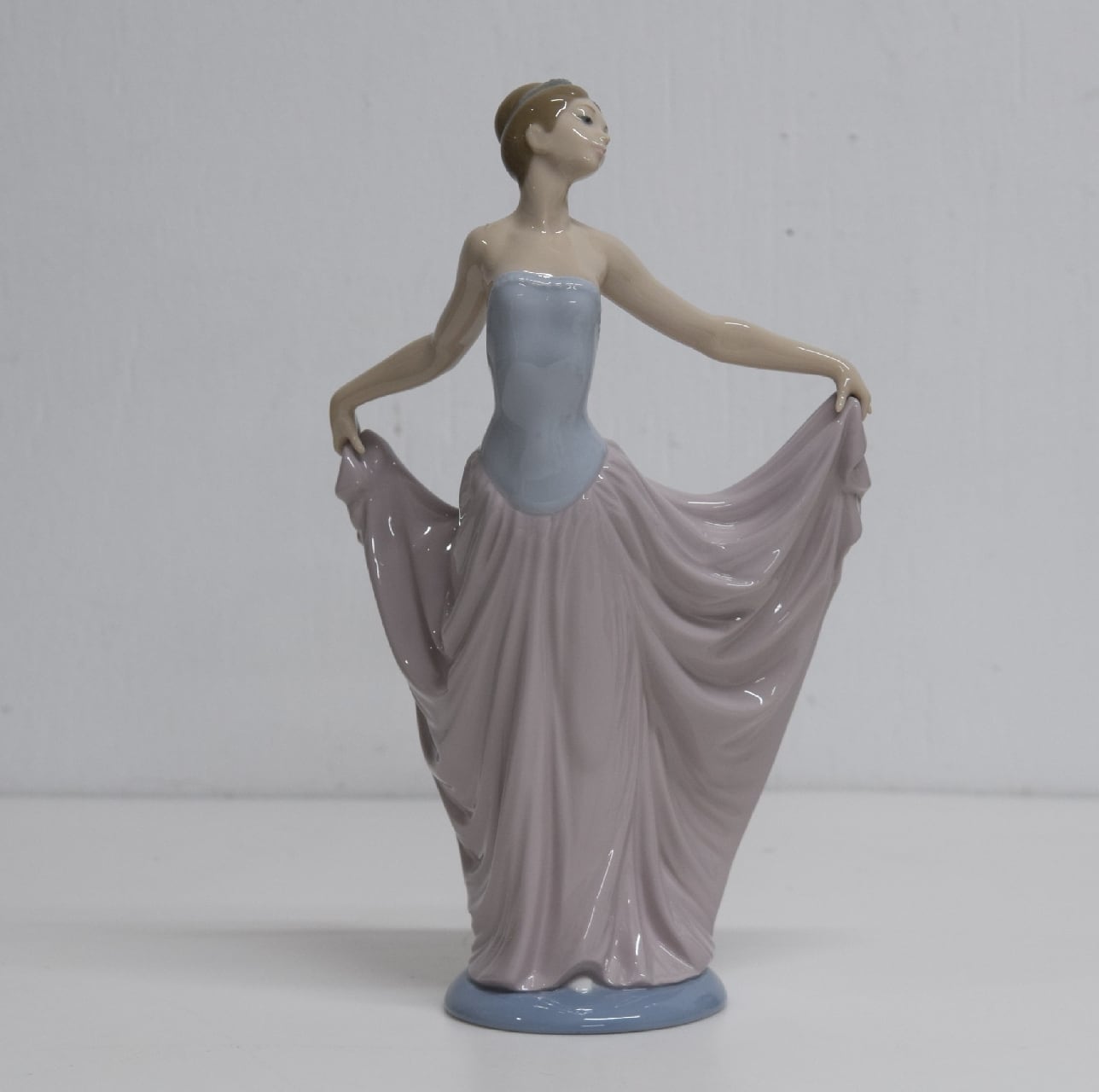 リヤドロ LLADRO 踊る少女 バレエ 陶器人形 置物 USED品 | 一丁目ねこ