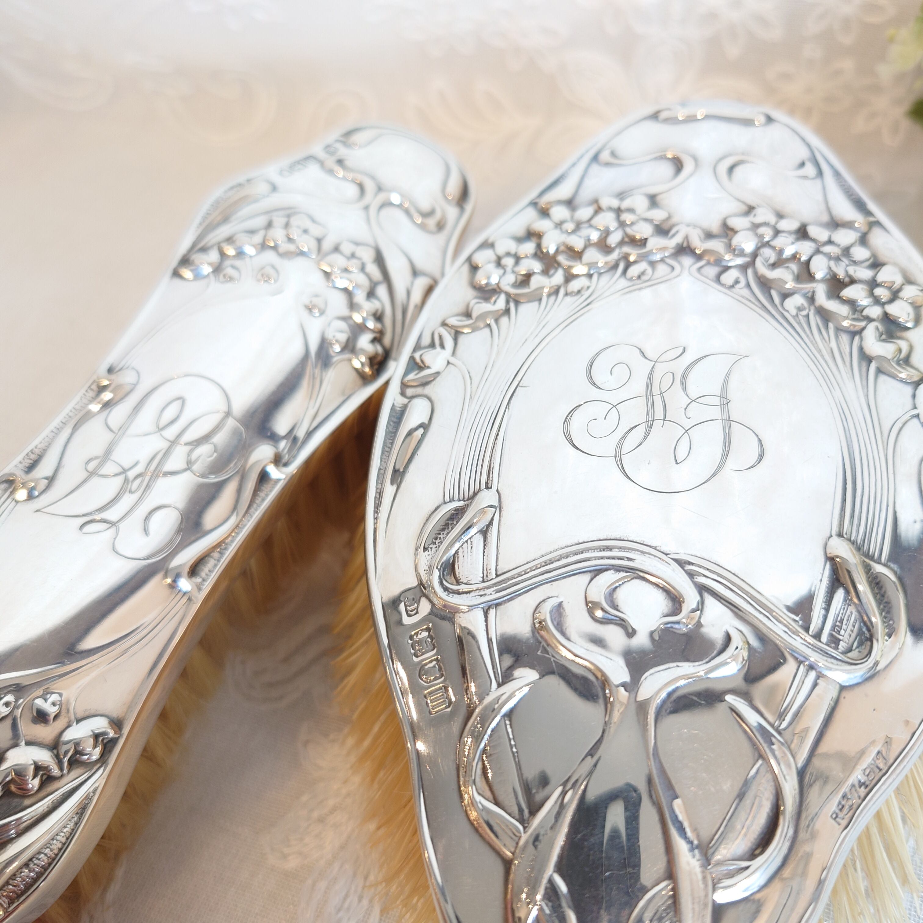 イギリス アンティーク ドレッサーブラシセット 純銀 | アンティーク