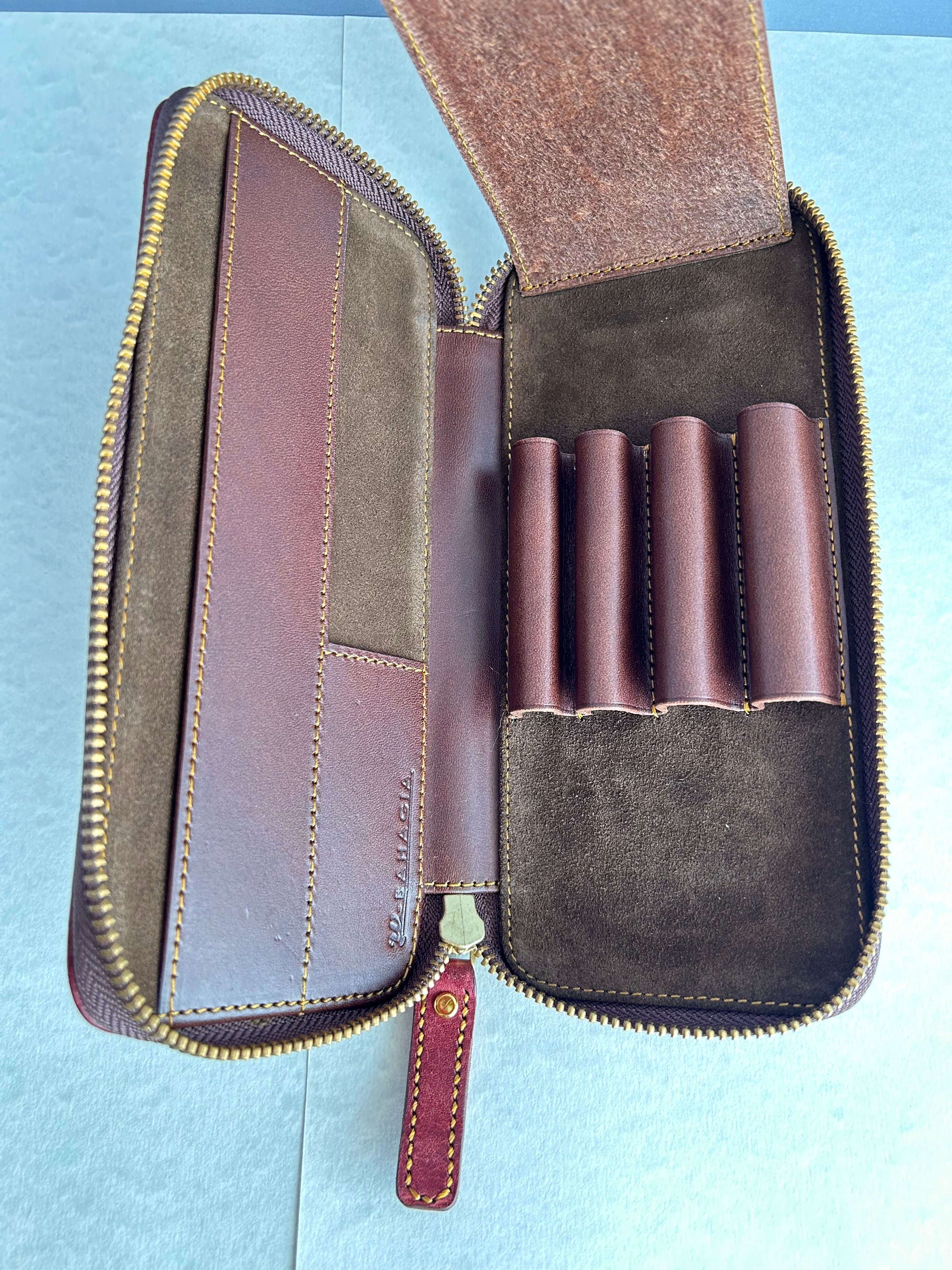 シャーペンバハギア ペンケース 美品 バハギア ペンケース コンパクト