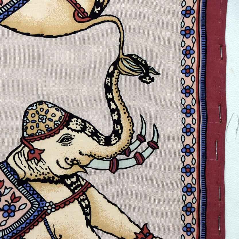 ☆ジムトンプソンスカーフ額装☆タイシルク タイシルクのスカーフ ジム