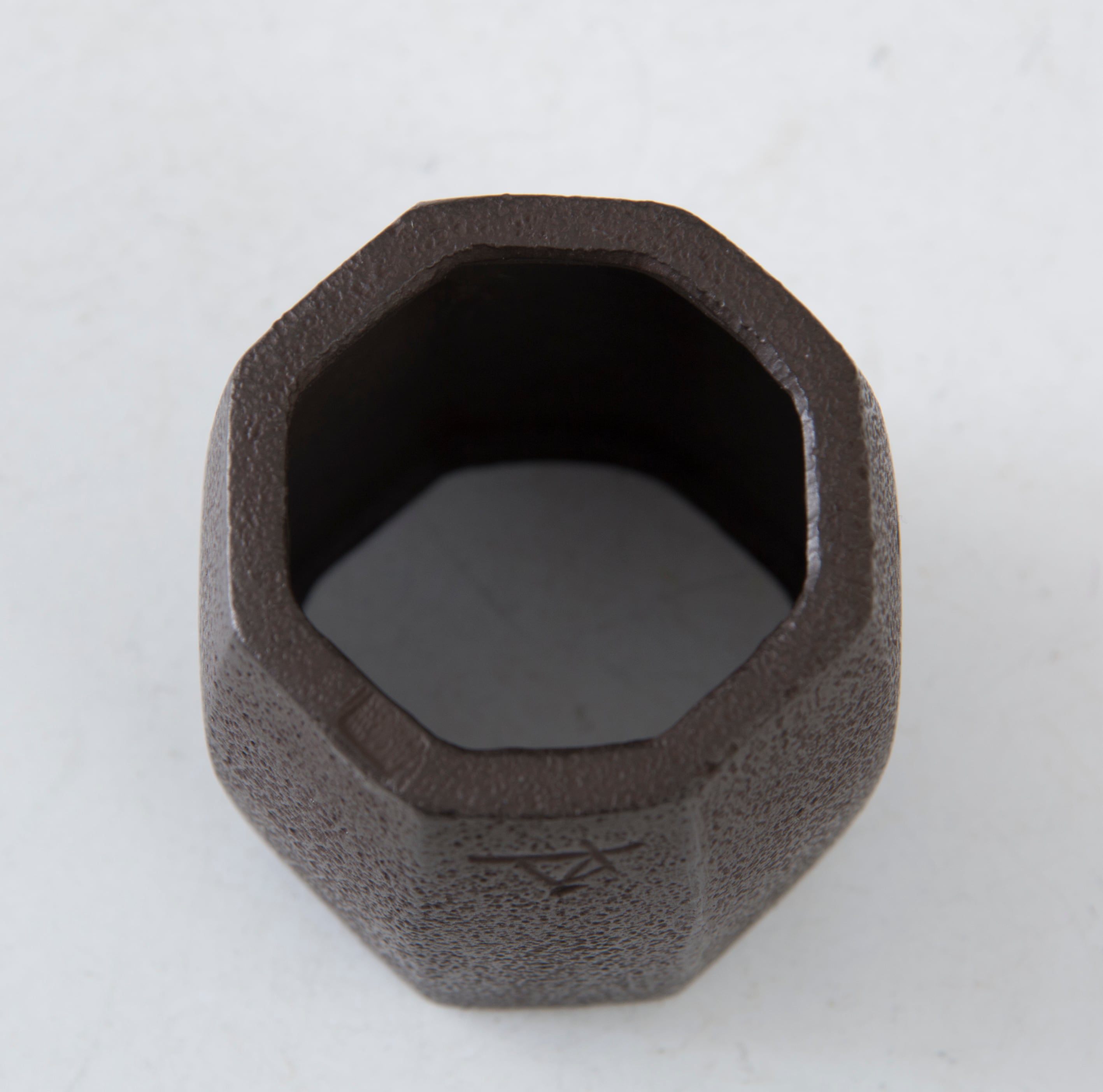 14代 十四代 宮崎寒稚 八角蓋置 共箱 鉄 裏千家鵬雲斎好 自筆颯々 不見