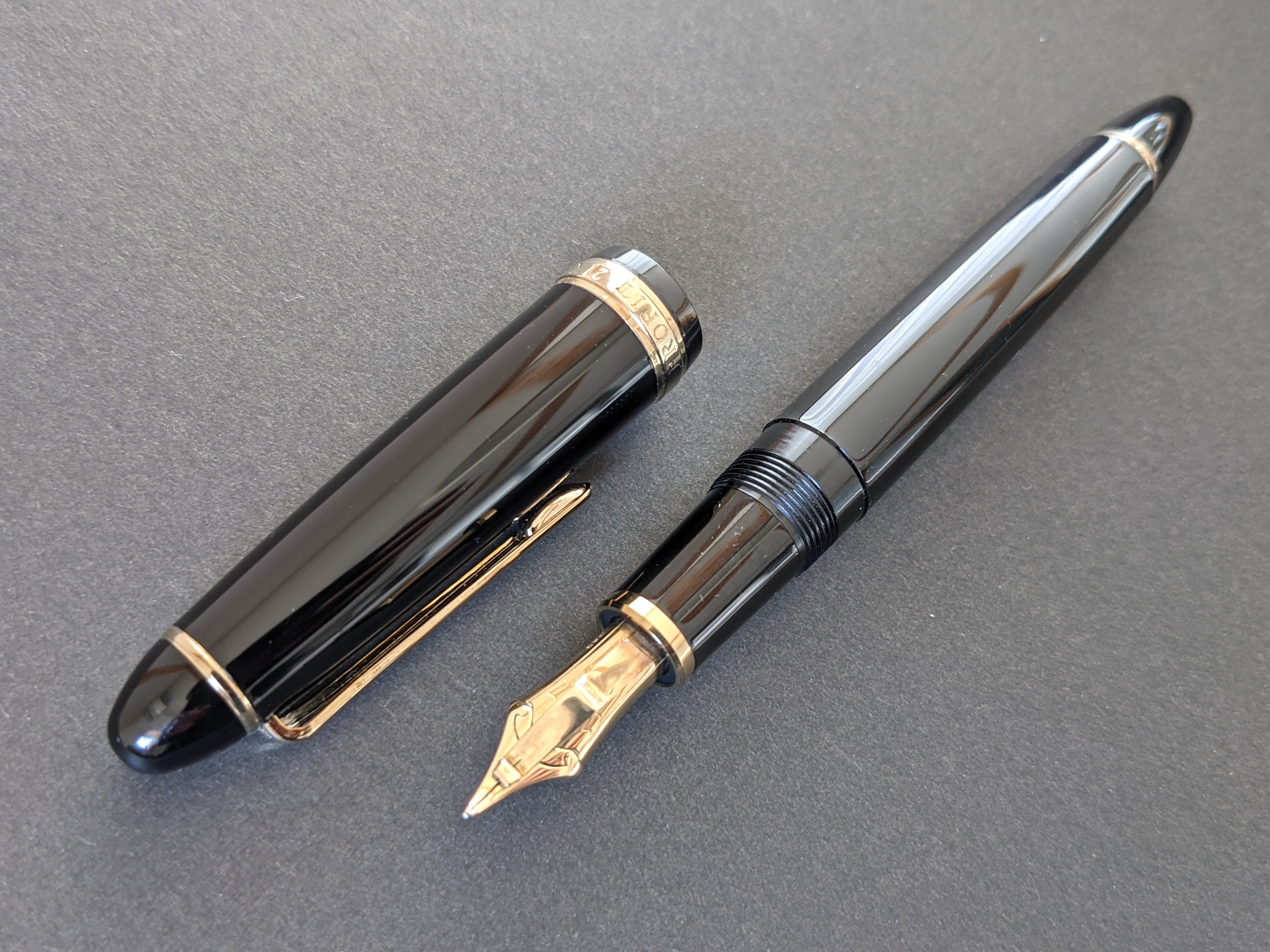 2c1d3b3c72d5feb41c8d56326c3cb2